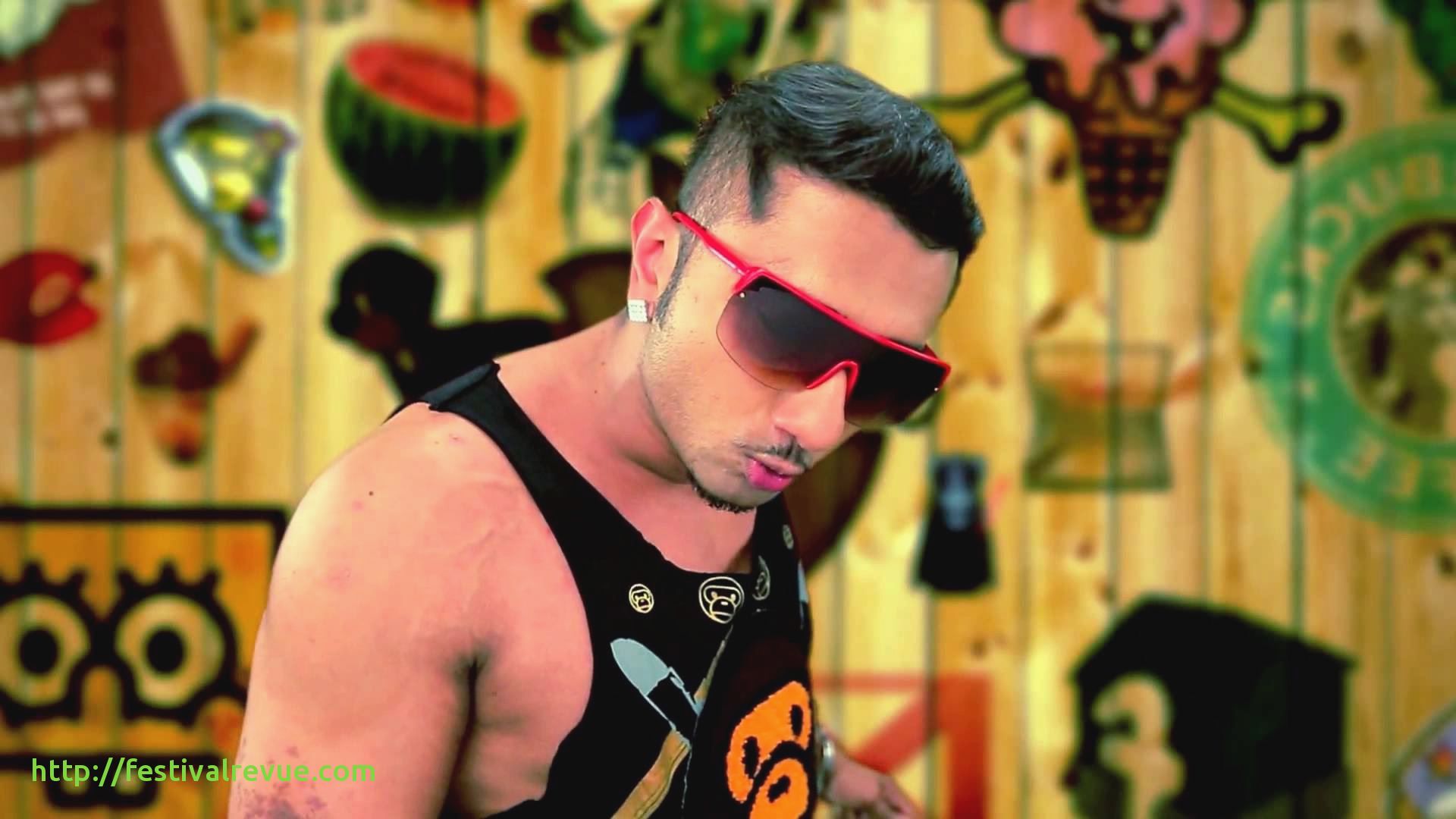 Yo Yo Honey Singh Wallpaper - Fun , HD Wallpaper & Backgrounds