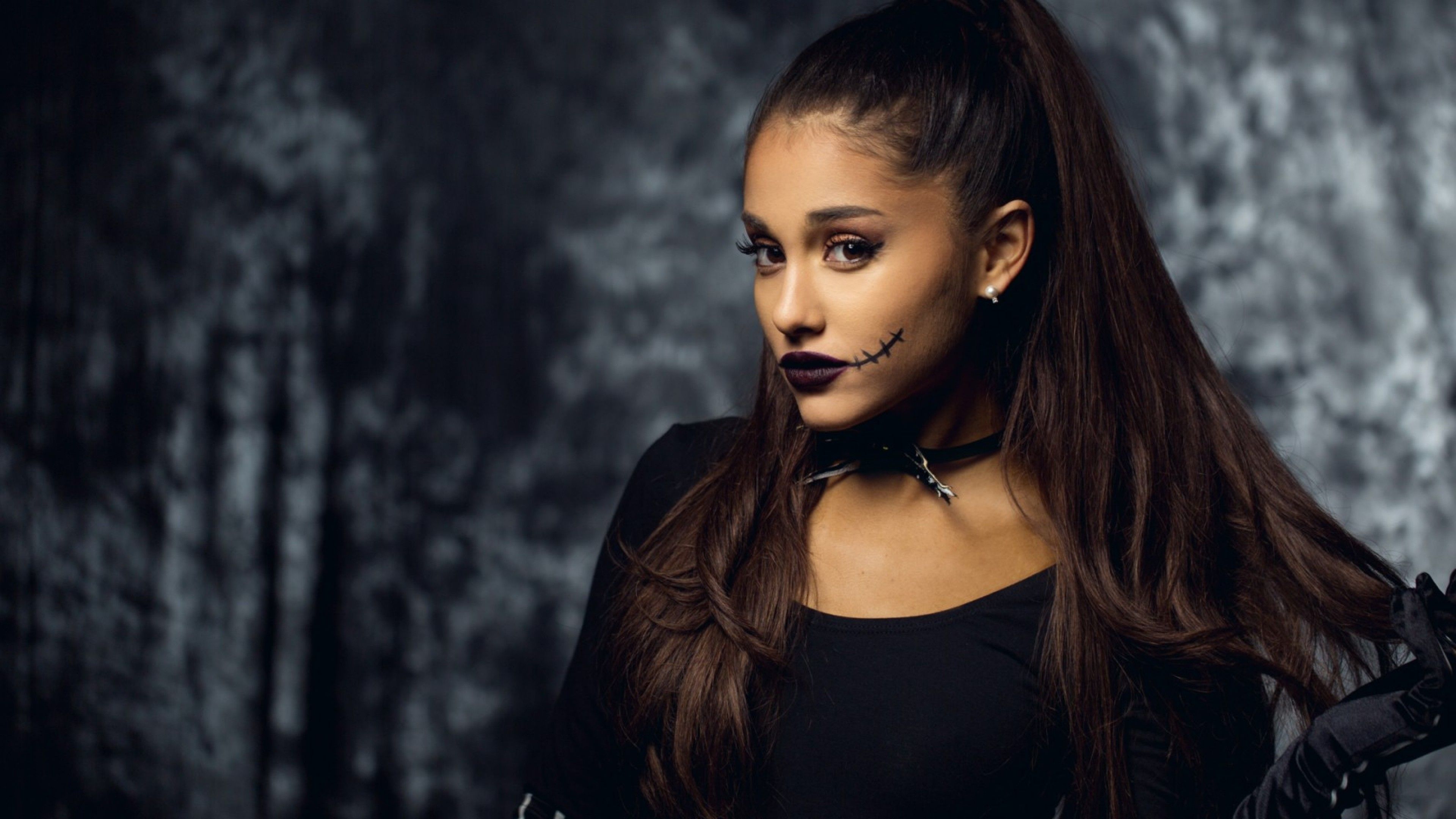 Ariana Grande 2018 Wallpapers For Mobile Hd - Ariana Grande , HD Wallpaper & Backgrounds