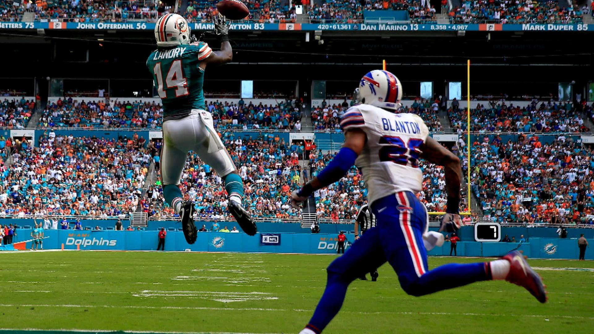 Miami Dolphins' Jarvis Landry Puts Team Ahead Of Contract - Sprint Football , HD Wallpaper & Backgrounds