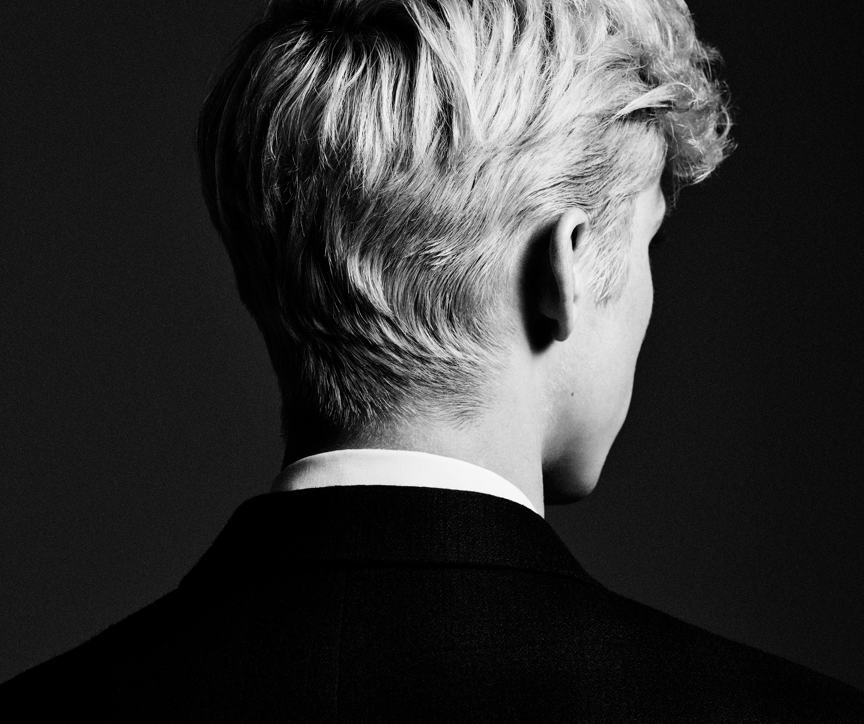 Posted On August 30, - Troye Sivan Bloom Album Itunes , HD Wallpaper & Backgrounds