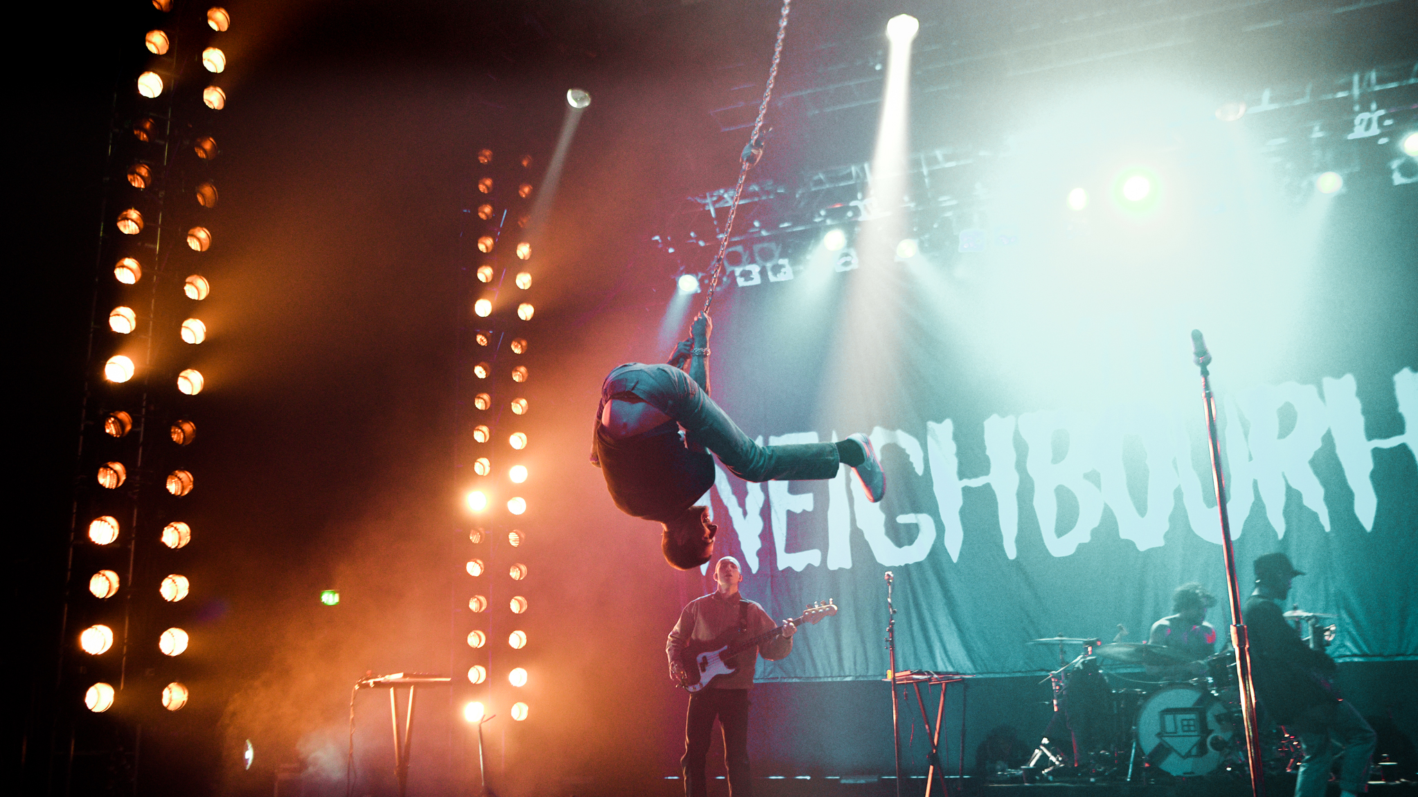 The Neighbourhood Review/photoset - Rock Concert , HD Wallpaper & Backgrounds