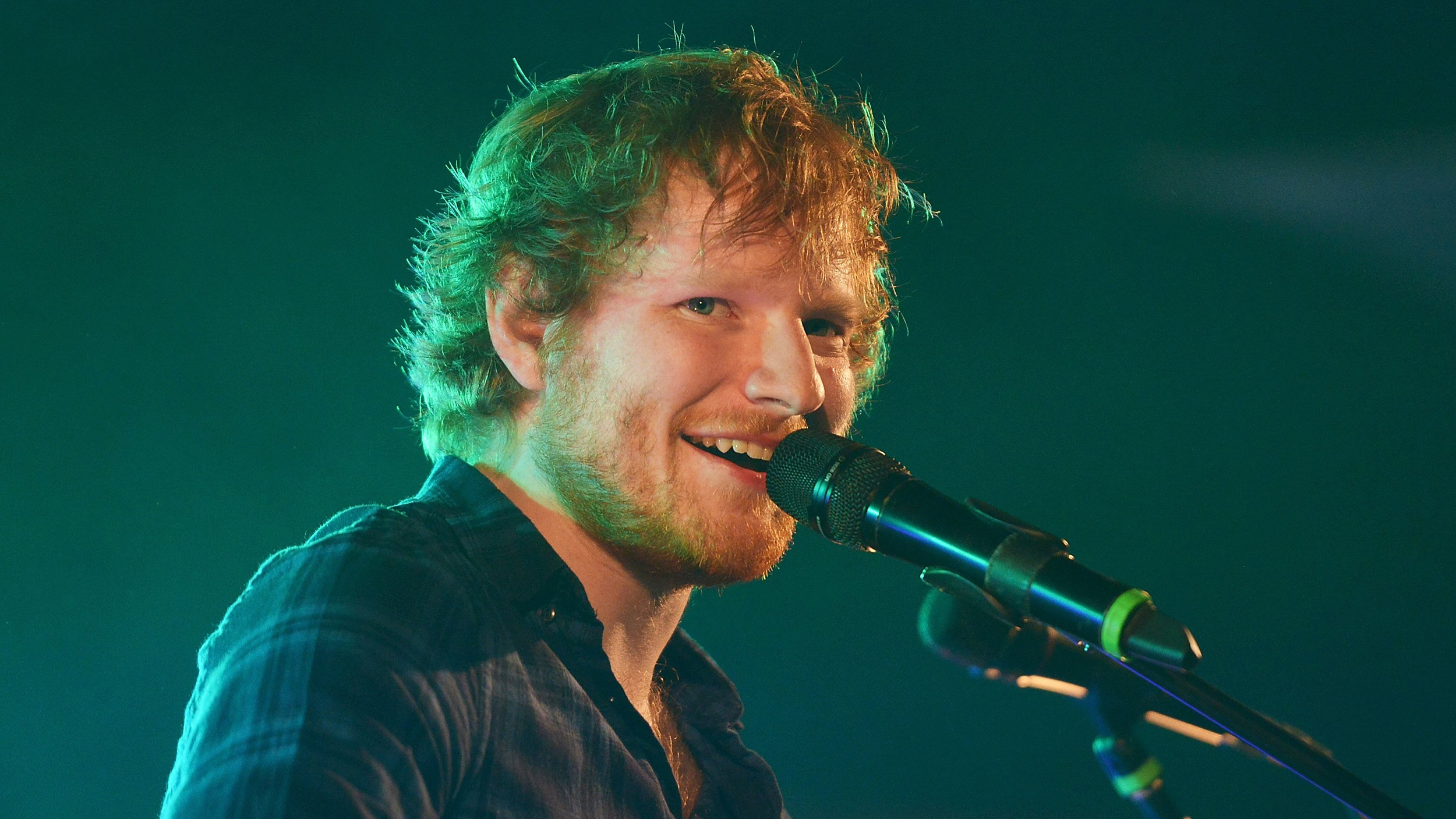 Ed Sheeran Computer Wallpaper - Best Photos Of Ed Sheeran , HD Wallpaper & Backgrounds