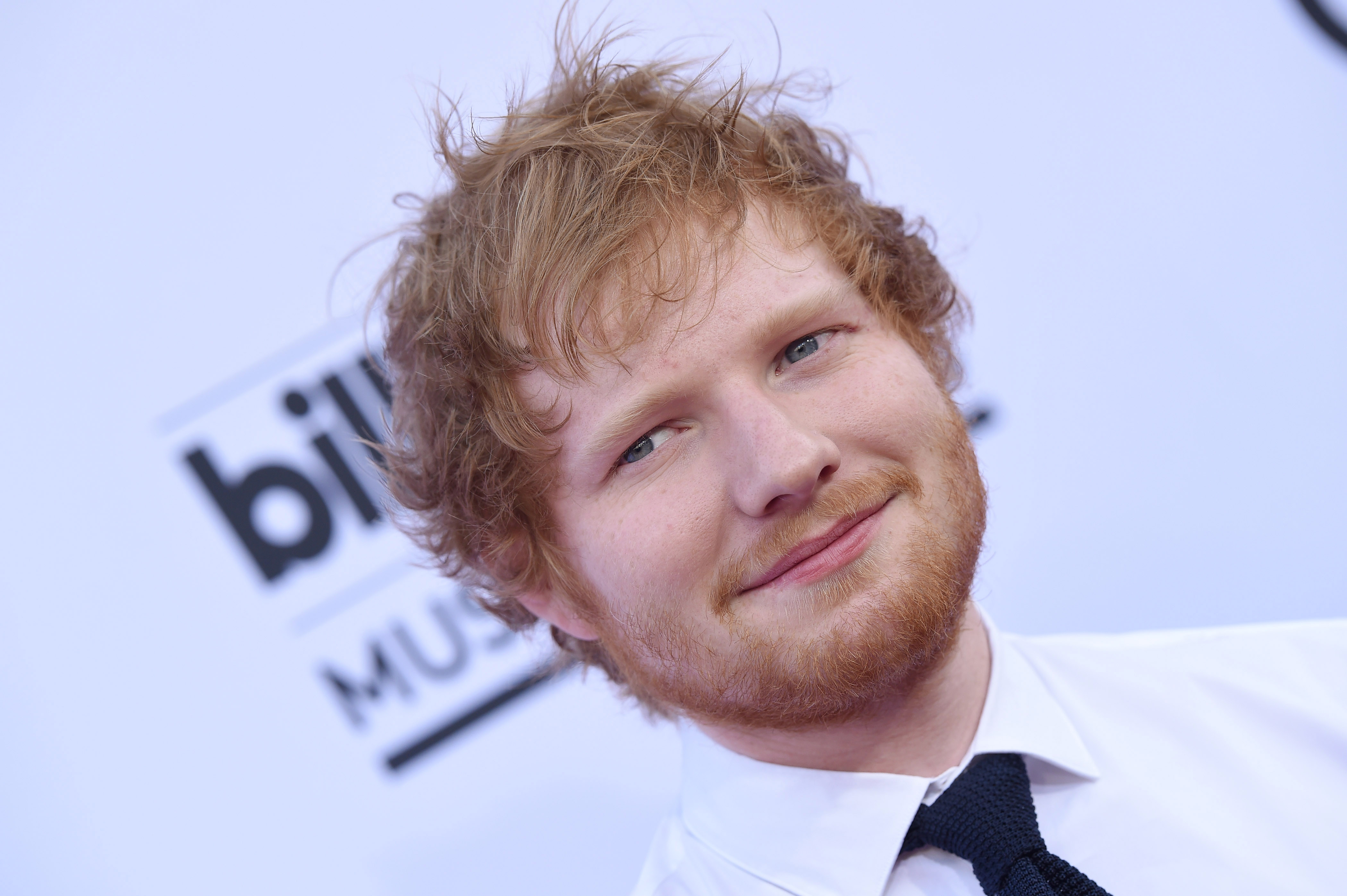 Ed Sheeran Desktop Wallpaper - Ed Sheeran , HD Wallpaper & Backgrounds