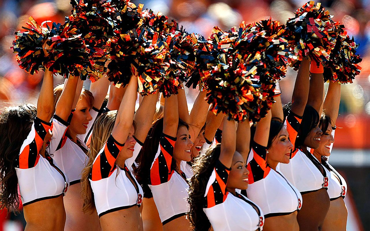 Cheerleader Wallpapers, Cheerleader Photos And Pictures, - Cincinnati Bengals Cheerleaders 2017 , HD Wallpaper & Backgrounds