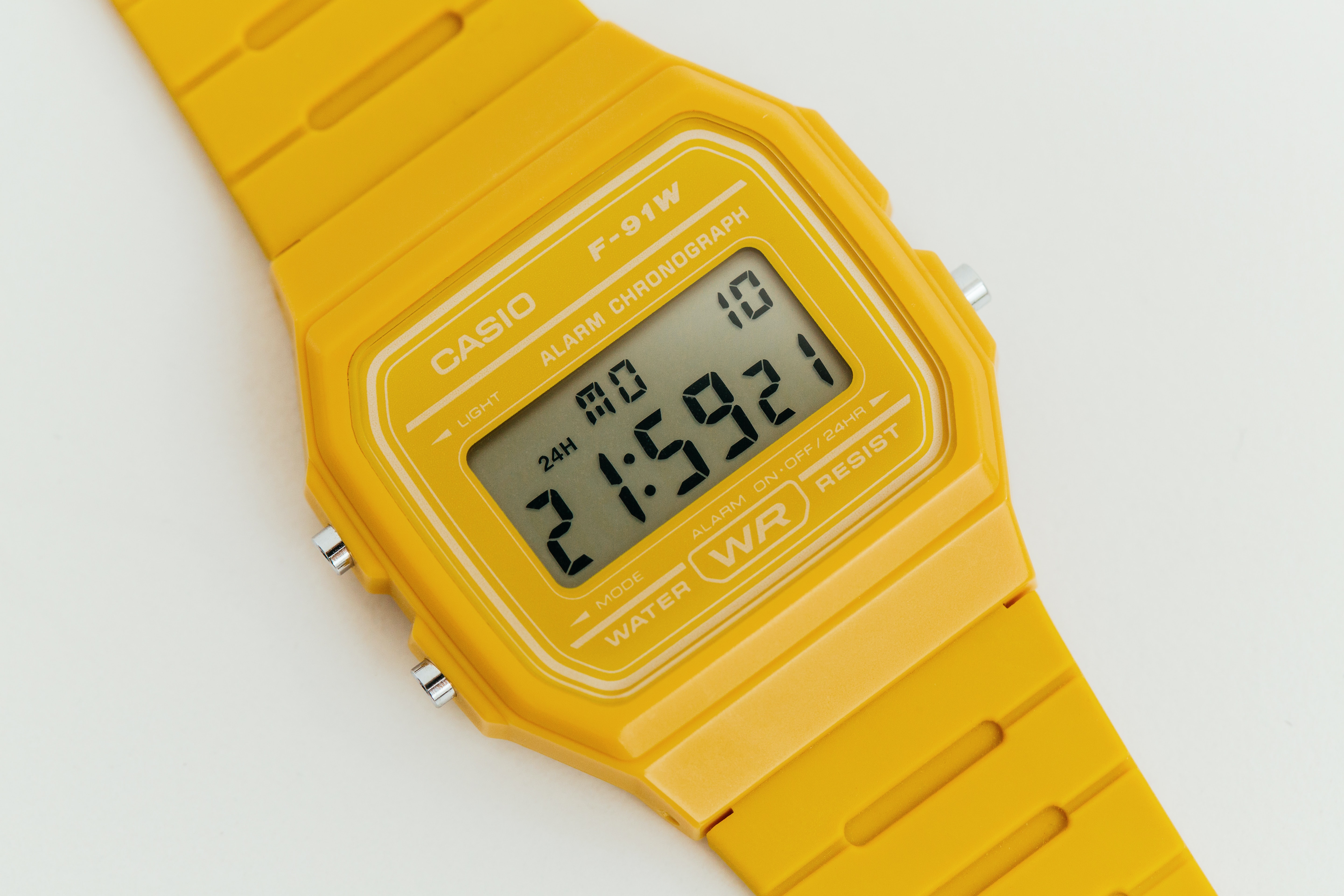 Iconic Plastic Watches , HD Wallpaper & Backgrounds