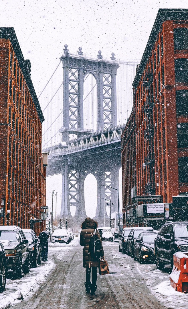 Awesome Iphone Wallpaper To Download ,winter Iphone - Brooklyn Bridge Park , HD Wallpaper & Backgrounds