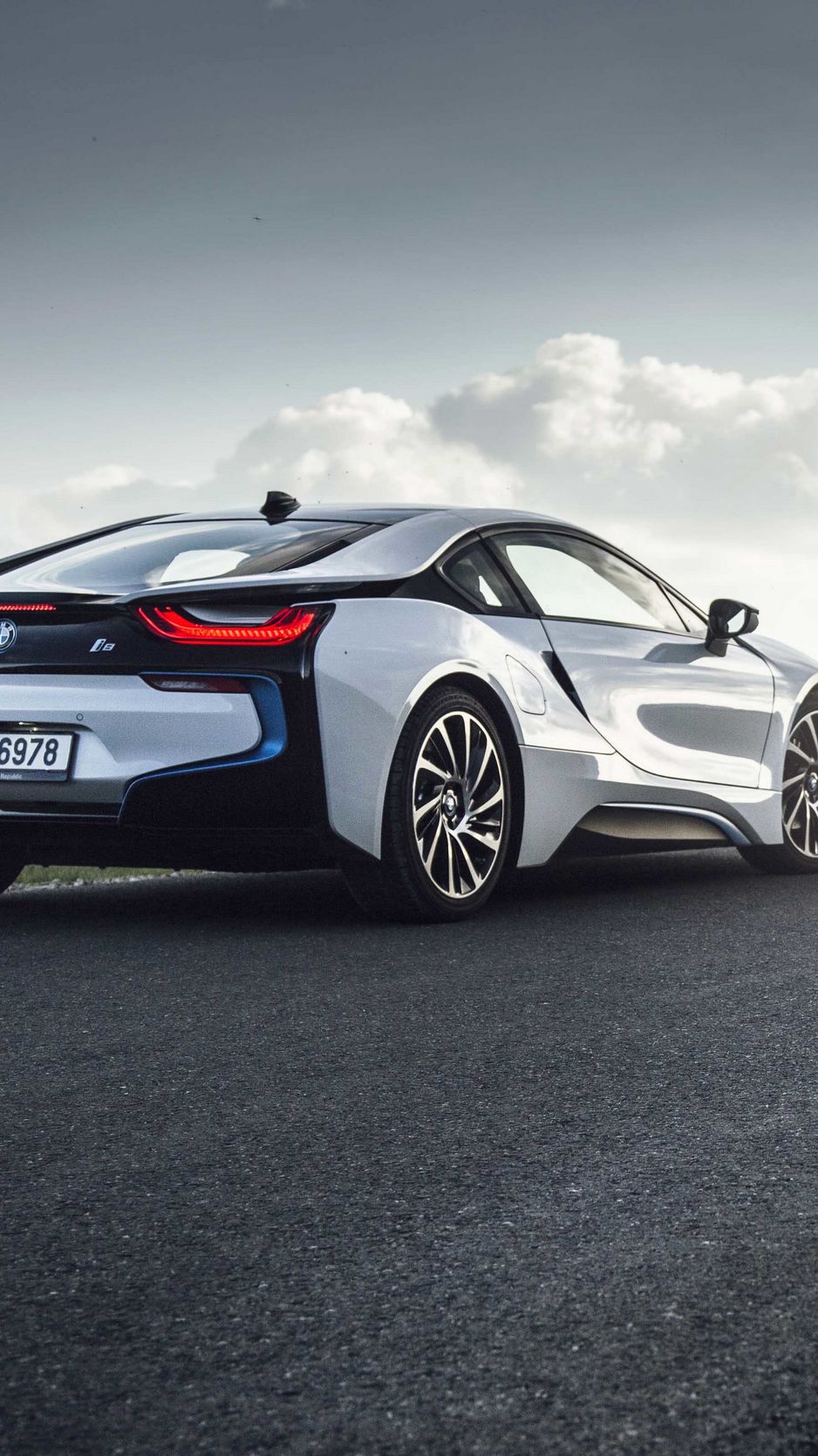 Wallpaper Bmw I8, Rear View, Road - Bmw I8 , HD Wallpaper & Backgrounds