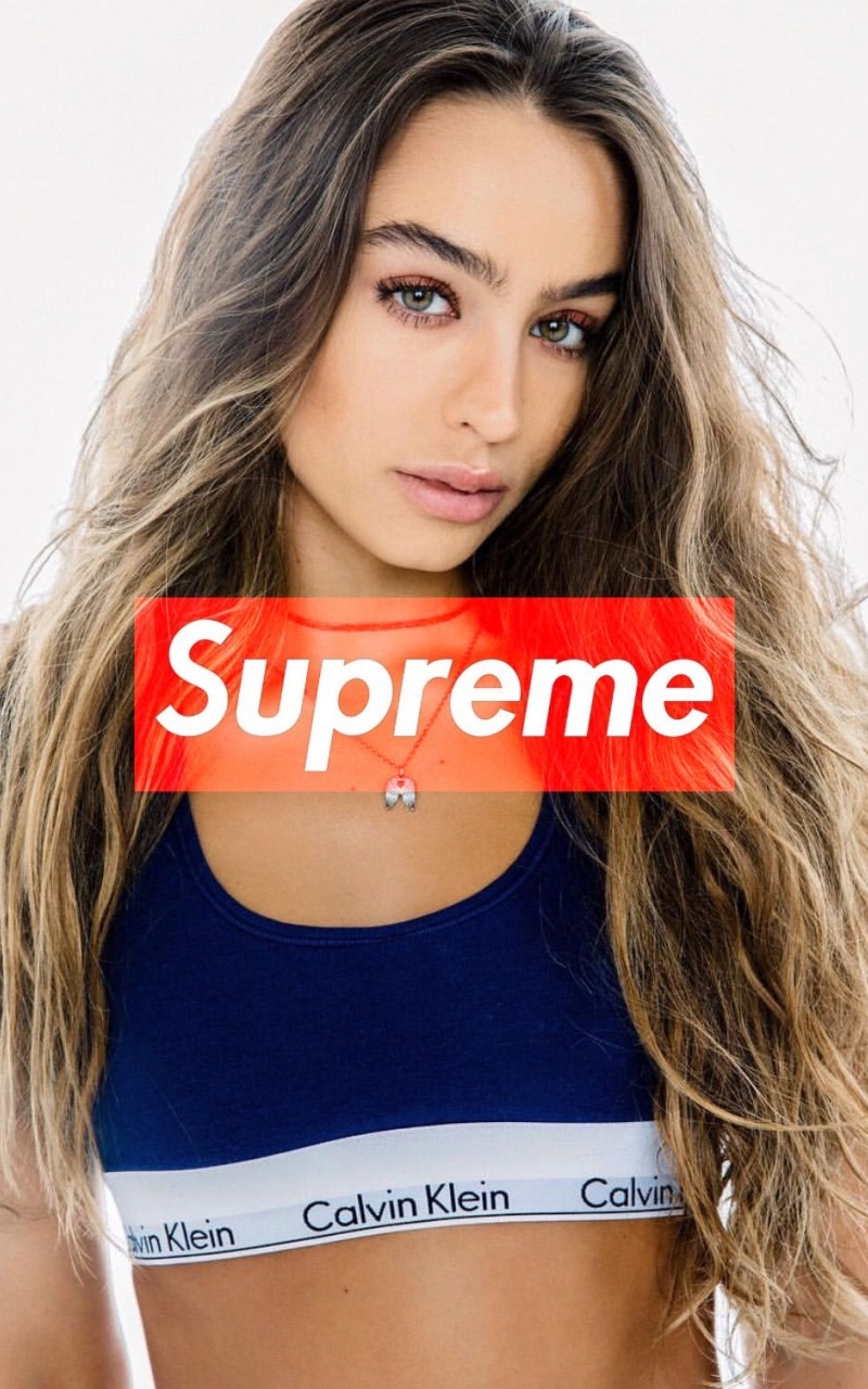 Pin By Jaron Leaks On Wallpaper Supreme Wallpaper Hypebeast - Sommer Ray Age , HD Wallpaper & Backgrounds