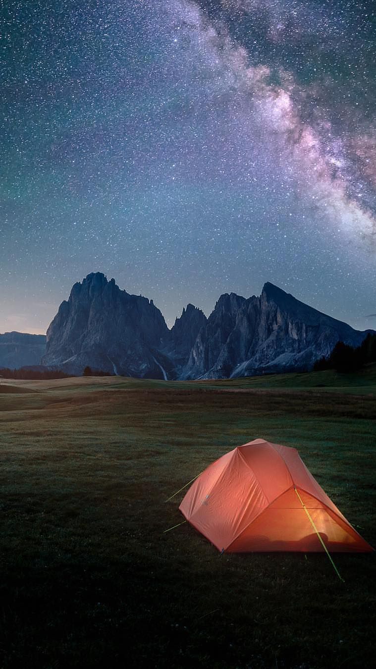 Camping Wallpaper - Night Camping - Camping Wallpaper Iphone , HD Wallpaper & Backgrounds