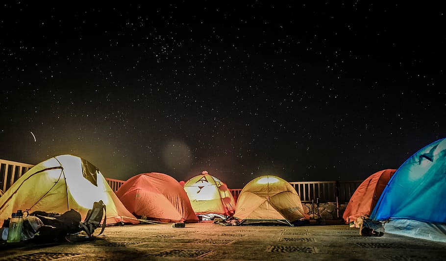 Assorted-color Dome Tents Beside Fence, Camping Tents - Camping Tents At Night , HD Wallpaper & Backgrounds