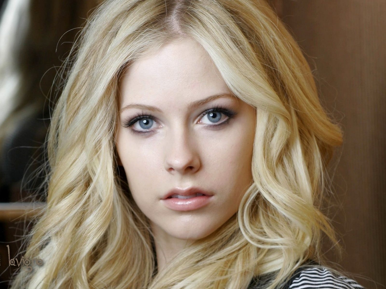 Avril Lavigne Melissa Vandela , HD Wallpaper & Backgrounds