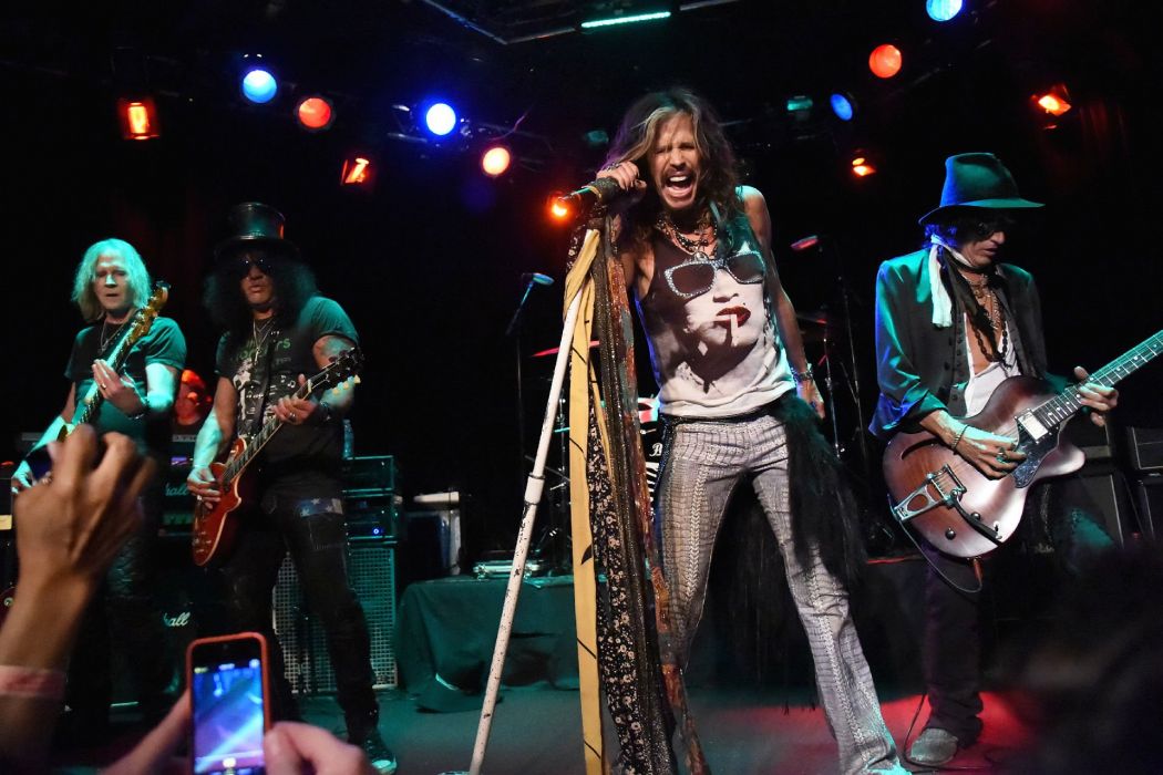 Aerosmith Hard Rock Glam Heavy Metal Glam Guitar Concert - Slash And Steven Tyler Hd , HD Wallpaper & Backgrounds