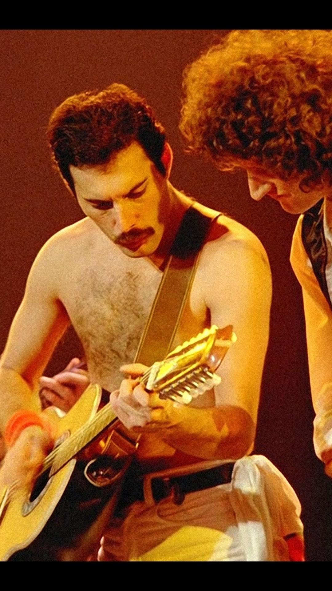 Queen Band In Concert Hd Wallpaper Backgrounds Download