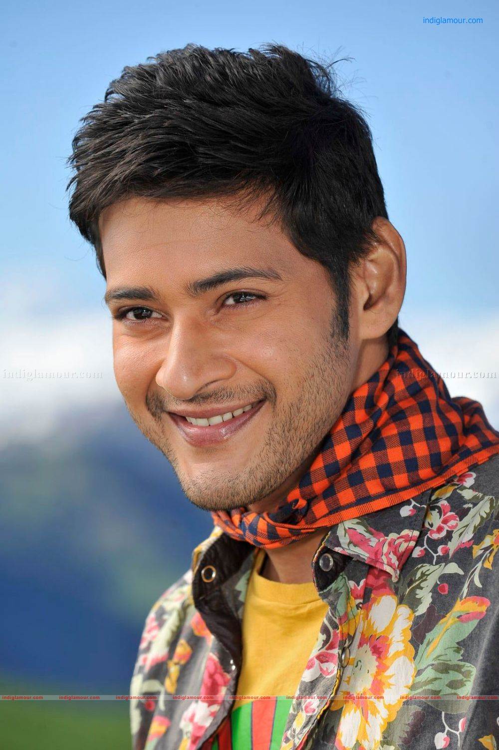 Tollywood Actors Hd Wallpapers Tollywood Actors Wallpaper - Mahesh Babu Telugu Hero , HD Wallpaper & Backgrounds