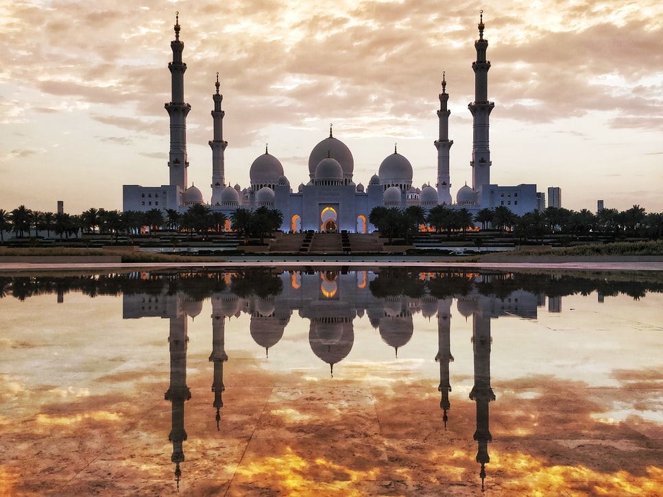 Mosque Wallpaper - Sheikh Zayed Grand Mosque Center , HD Wallpaper & Backgrounds