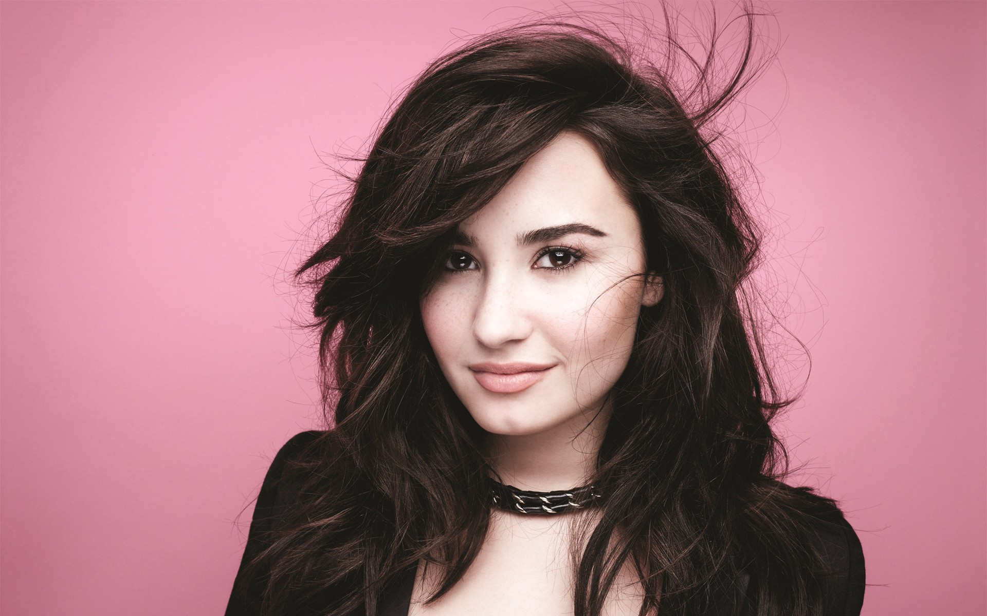 Demi Lovato Pink , HD Wallpaper & Backgrounds