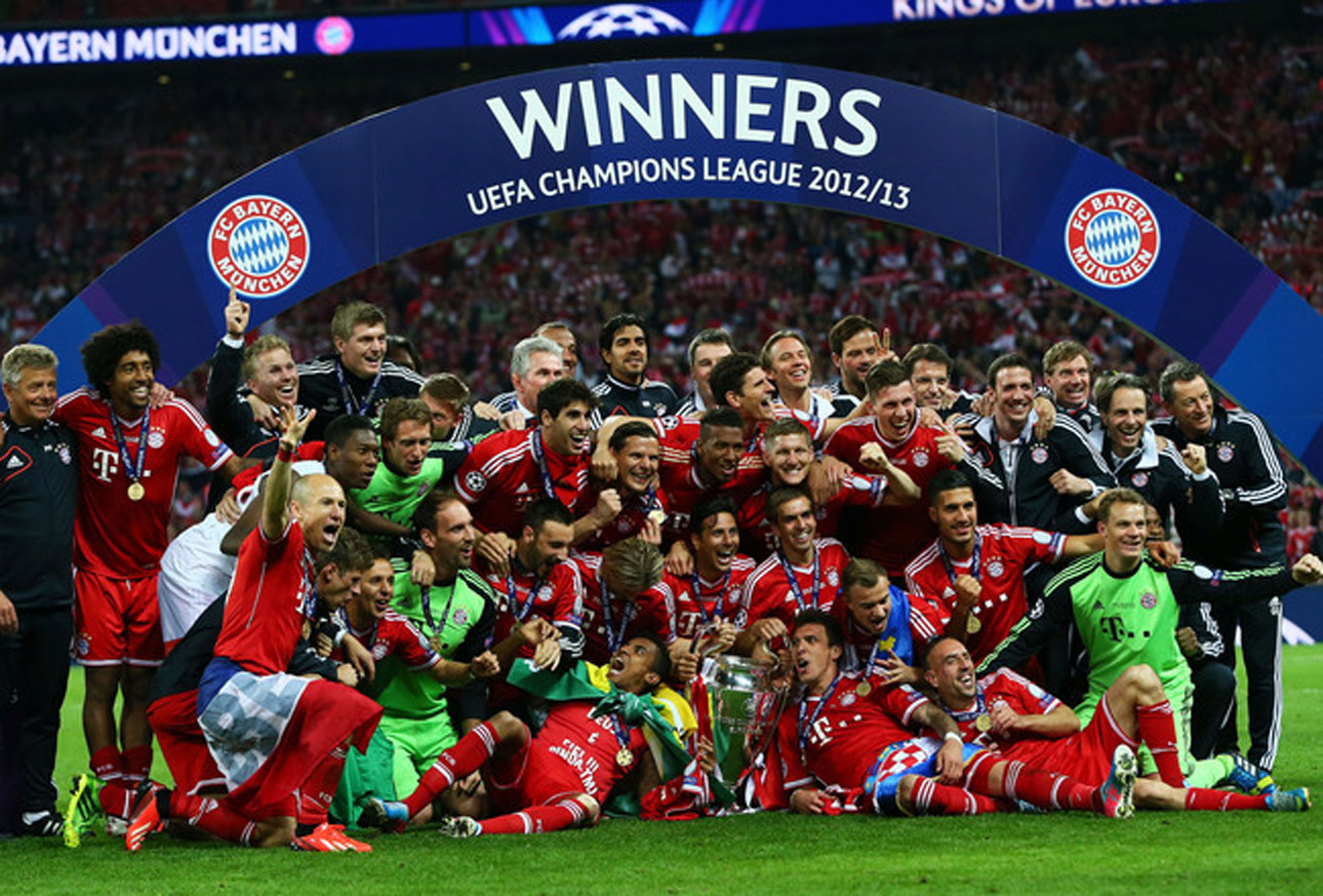 Bayern Munchen Winners Celebration Wallpaper - Bayern Munchen Winners Champions League 2013 , HD Wallpaper & Backgrounds