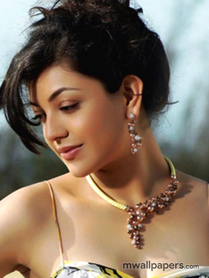 Kajal Agarwal Wallpaper Hd - Kajal Agarwal Full Hd , HD Wallpaper & Backgrounds