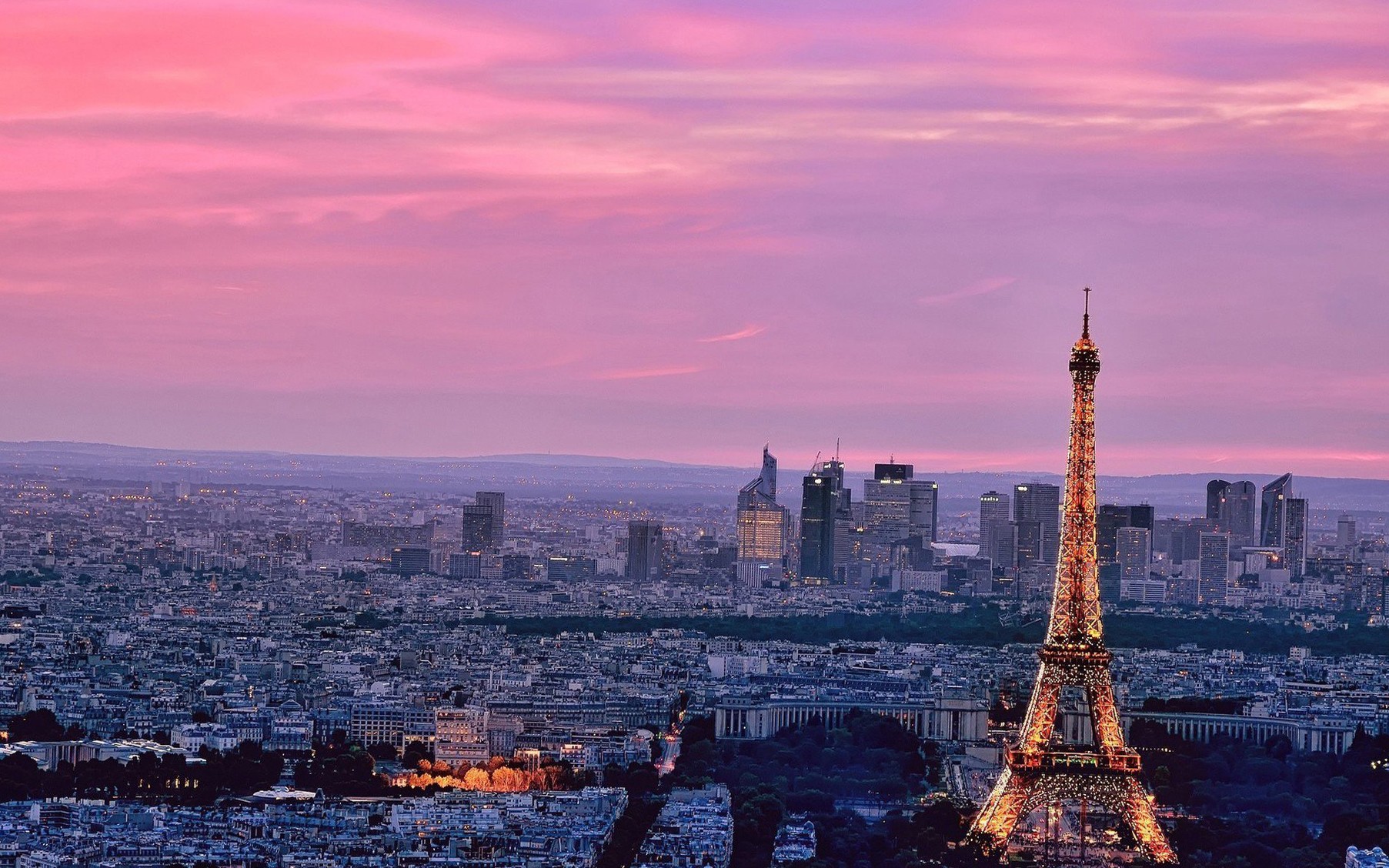 Wallpaper Paris Pink - Eiffel Tower Pink Sky , HD Wallpaper & Backgrounds