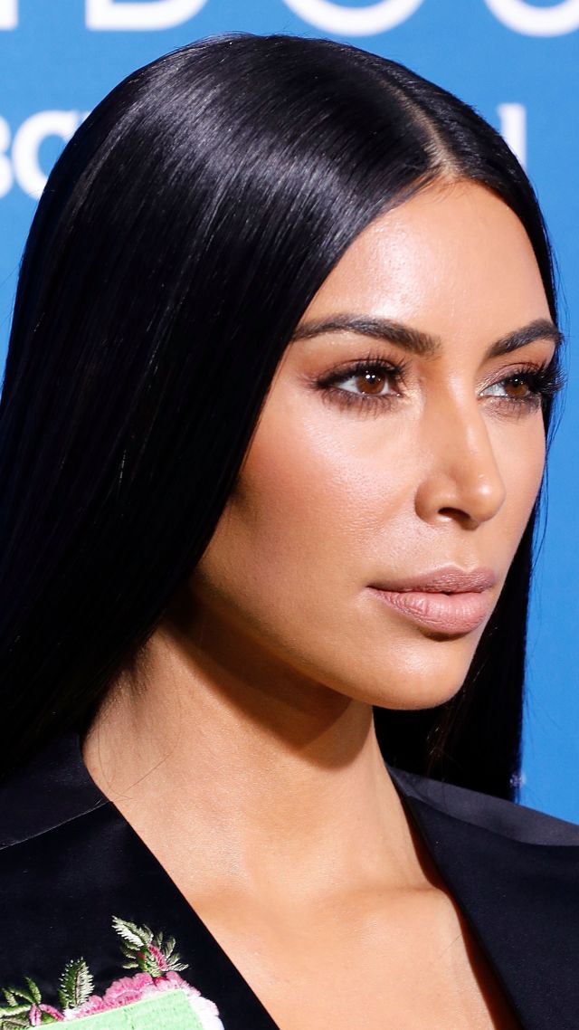 Kim Kardashian, Beauty, Photo, 4k - Joe Blasco Foundation Kim K , HD Wallpaper & Backgrounds