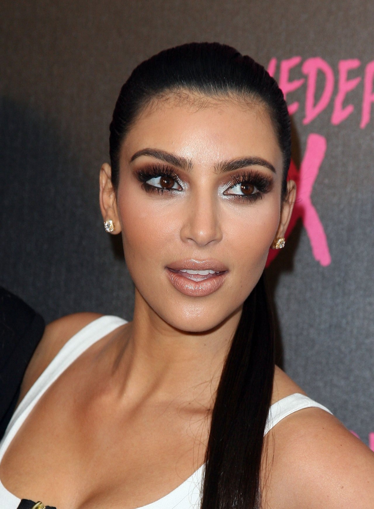 Kim Kardashian - Beautiful Kim Kardashian , HD Wallpaper & Backgrounds