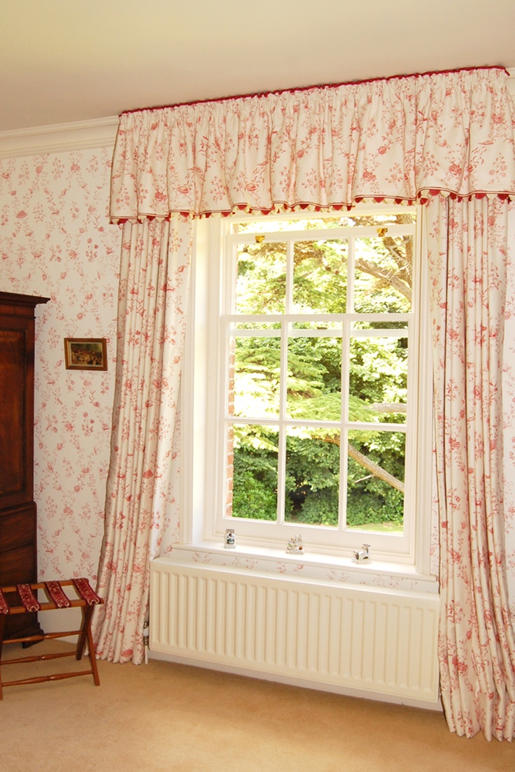 Pin By Cindy F On Wallpaper With Matching Fabric Drapes - Sash Window , HD Wallpaper & Backgrounds