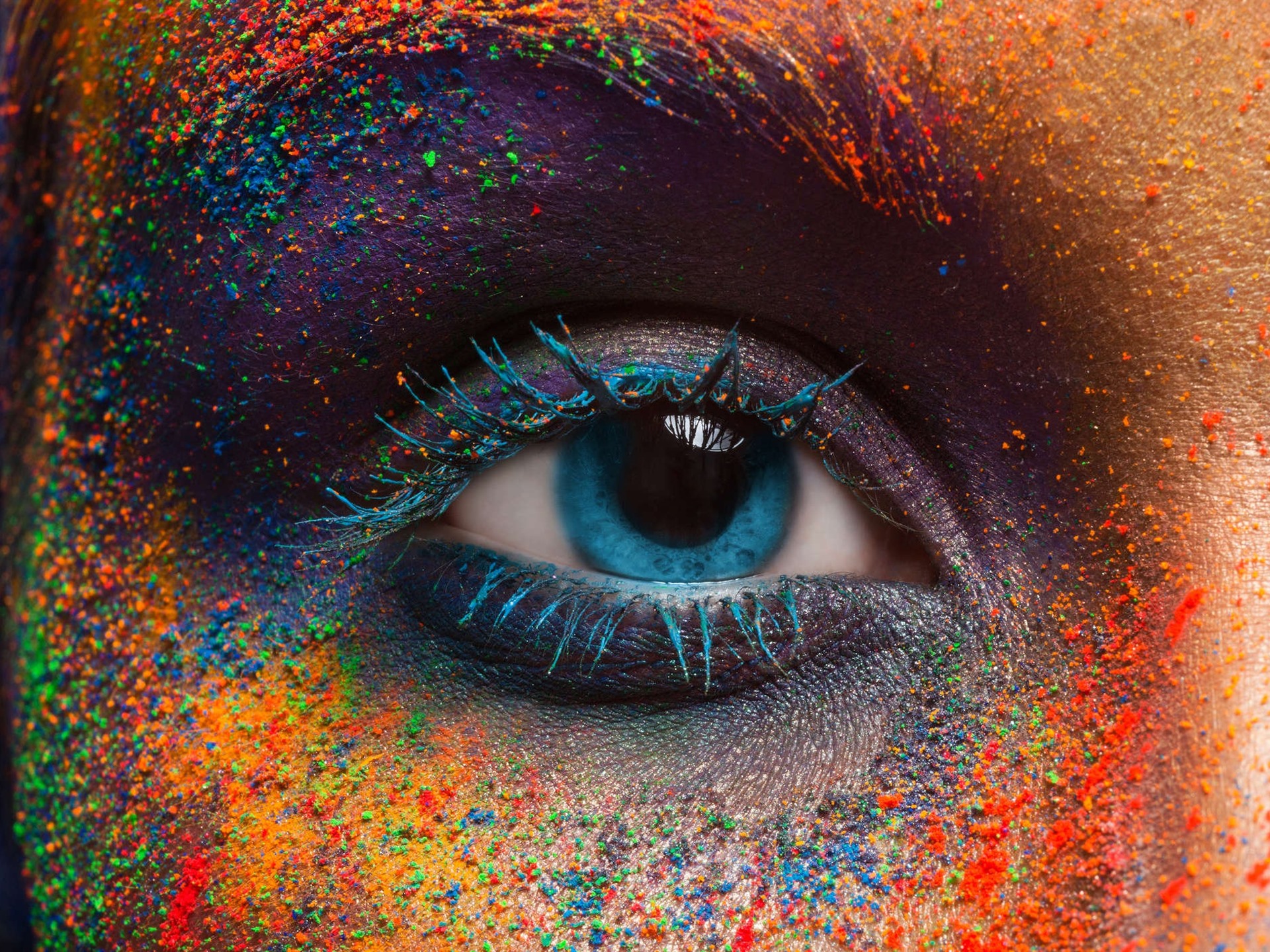 Wallpaper Blue Eye, Face, Colorful Powder, Festival - Close Up Of Eyes Art , HD Wallpaper & Backgrounds
