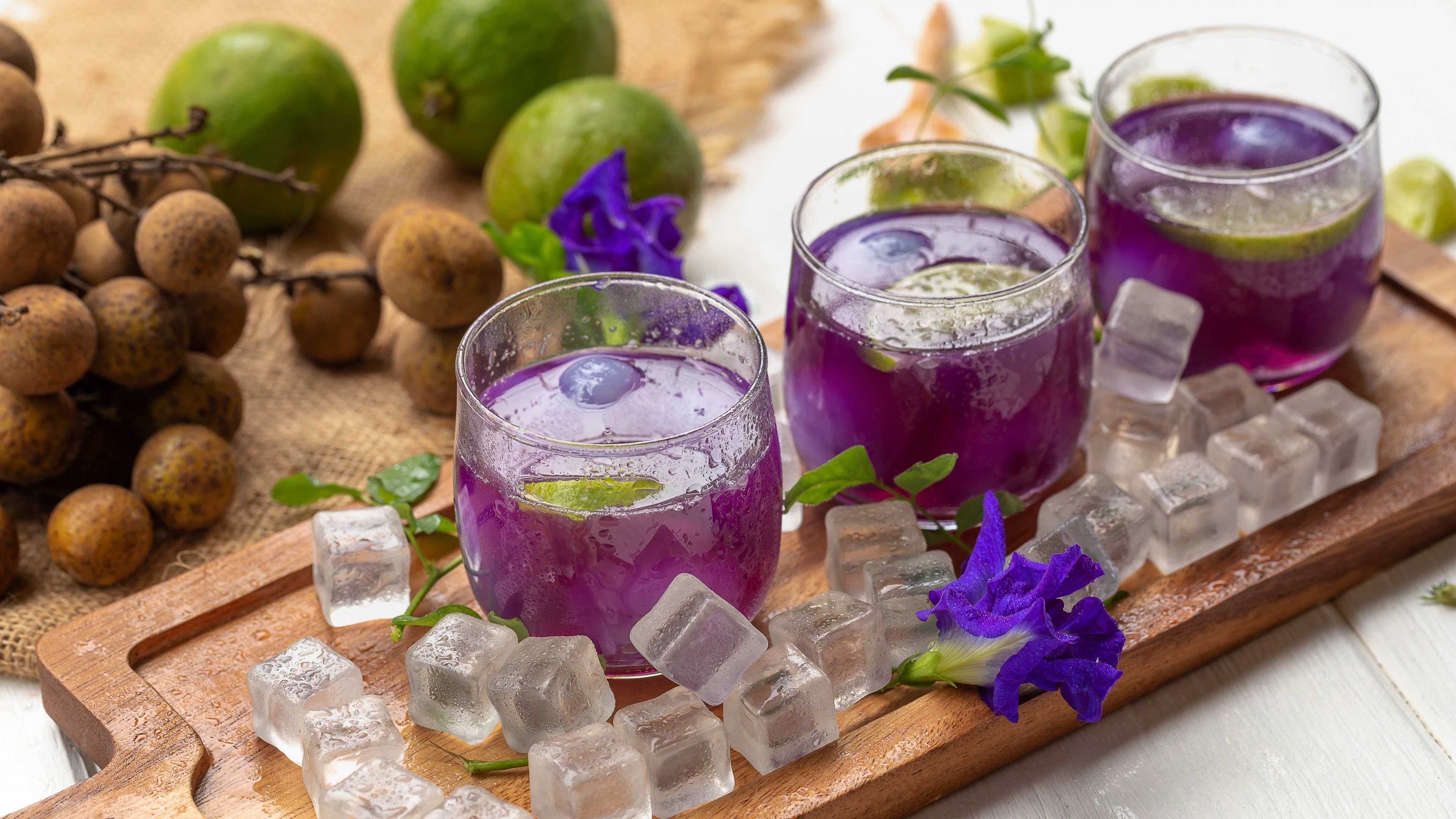 Purple Fruit Drink, Ice Cubes - Highball , HD Wallpaper & Backgrounds