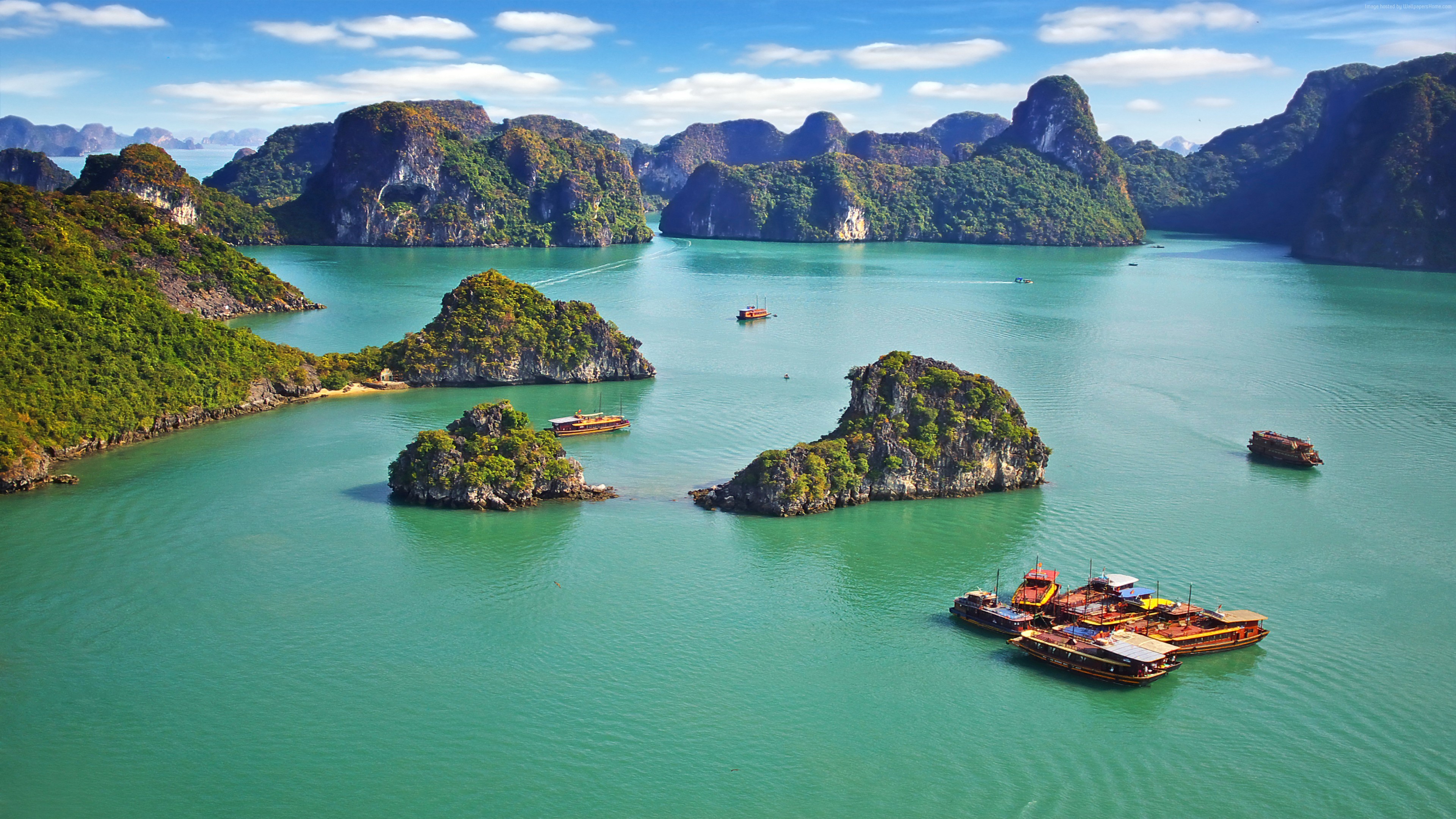 Vietnam Mountains In Water , HD Wallpaper & Backgrounds