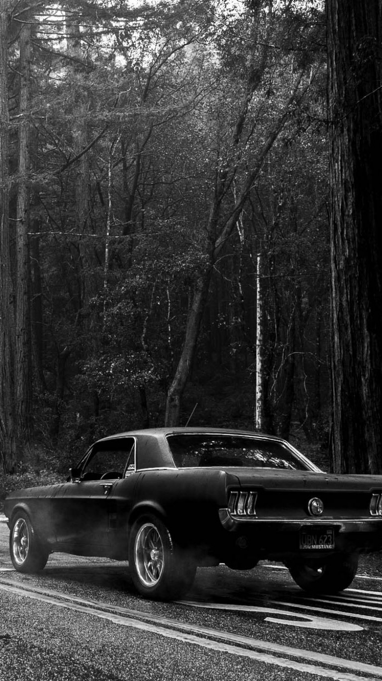 Black Muscle Car Iphone Wallpaper Iphone Wallpapers - Muscle Cars Wallpaper Iphone , HD Wallpaper & Backgrounds