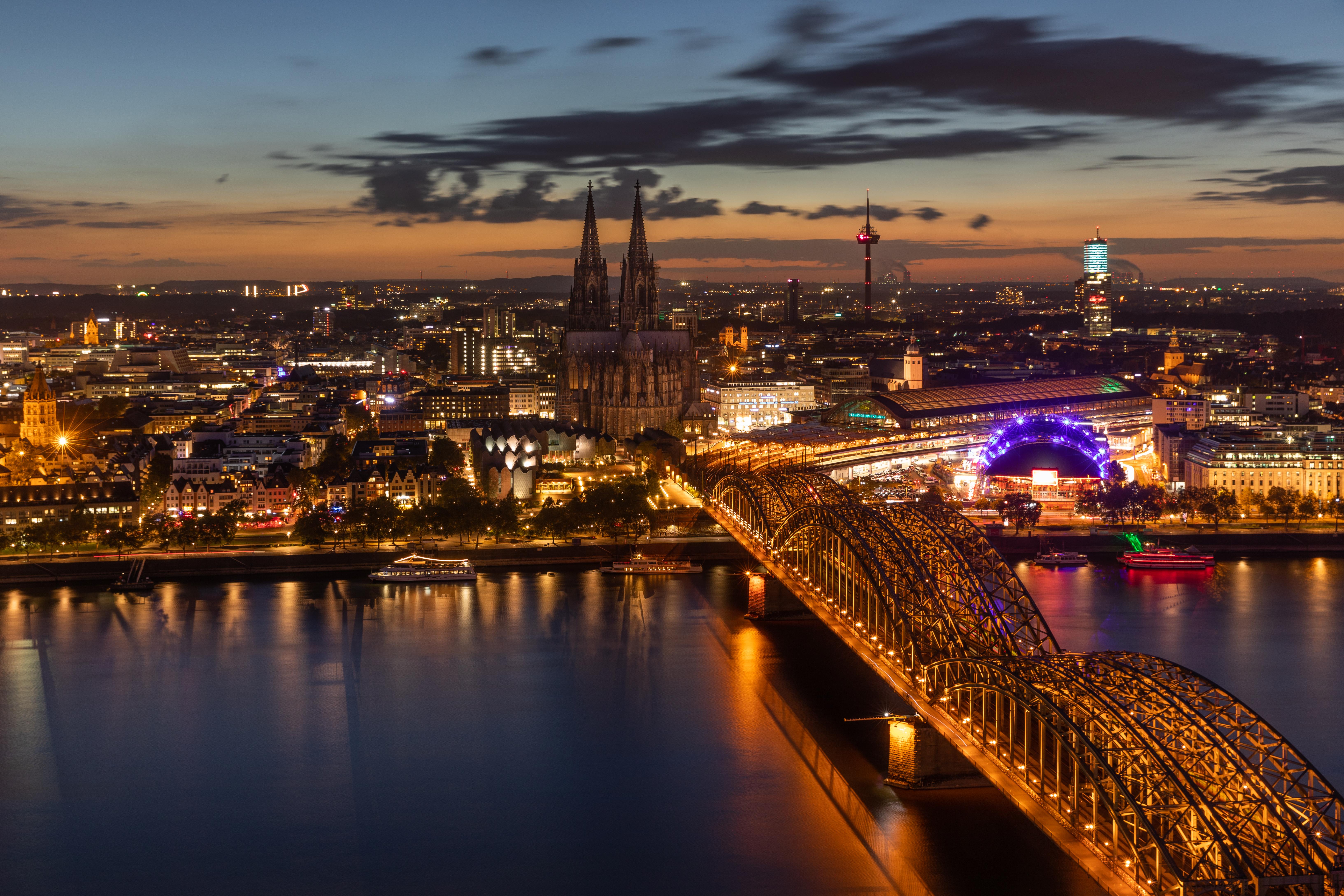 Night City, Architecture, Bridge, Cologne, City Lights - Domplatte , HD Wallpaper & Backgrounds