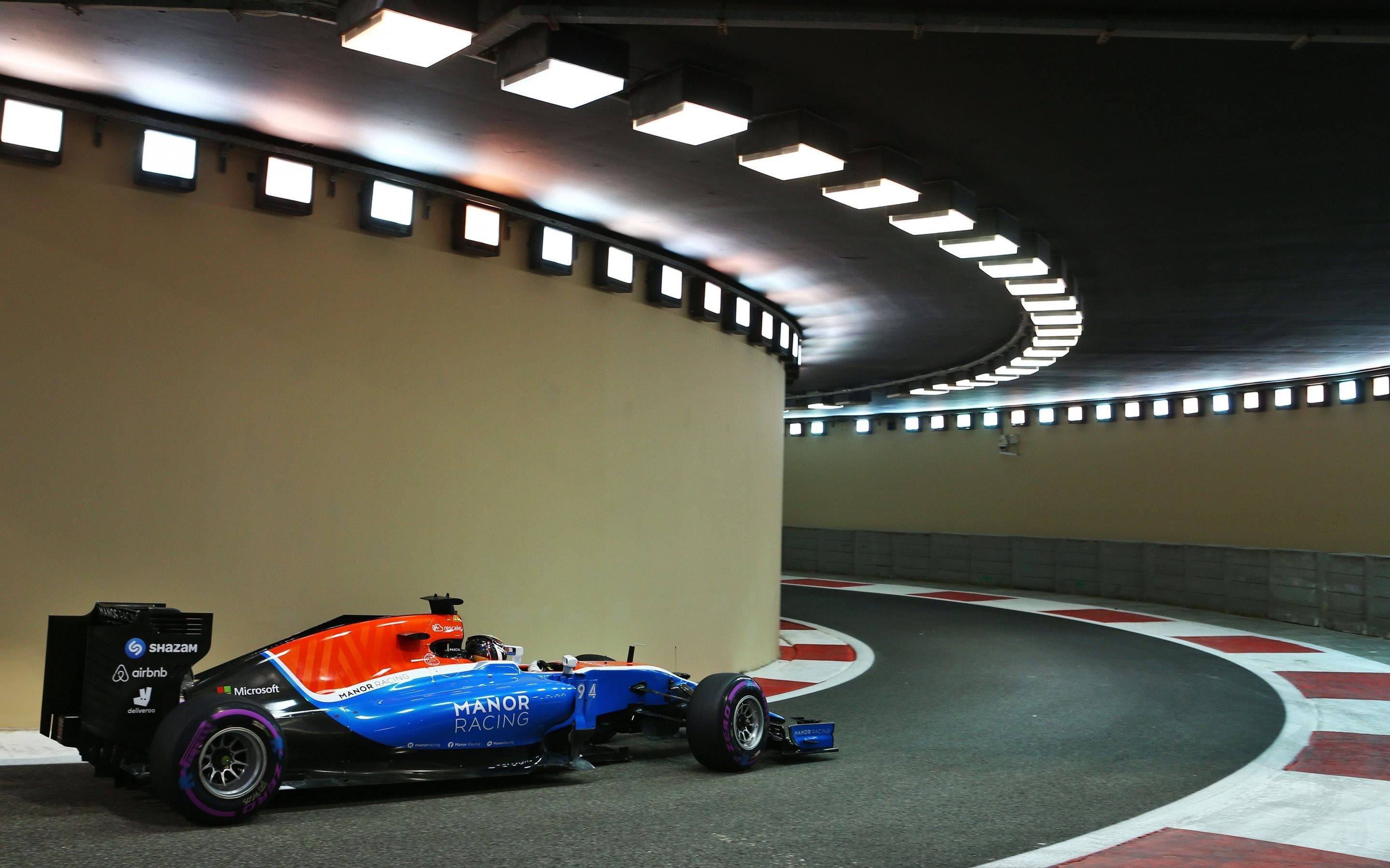 Formula 1, Pascal Wehrlein, Manor Motorsport, Dubai - Abu Dhabi Pit Lane , HD Wallpaper & Backgrounds