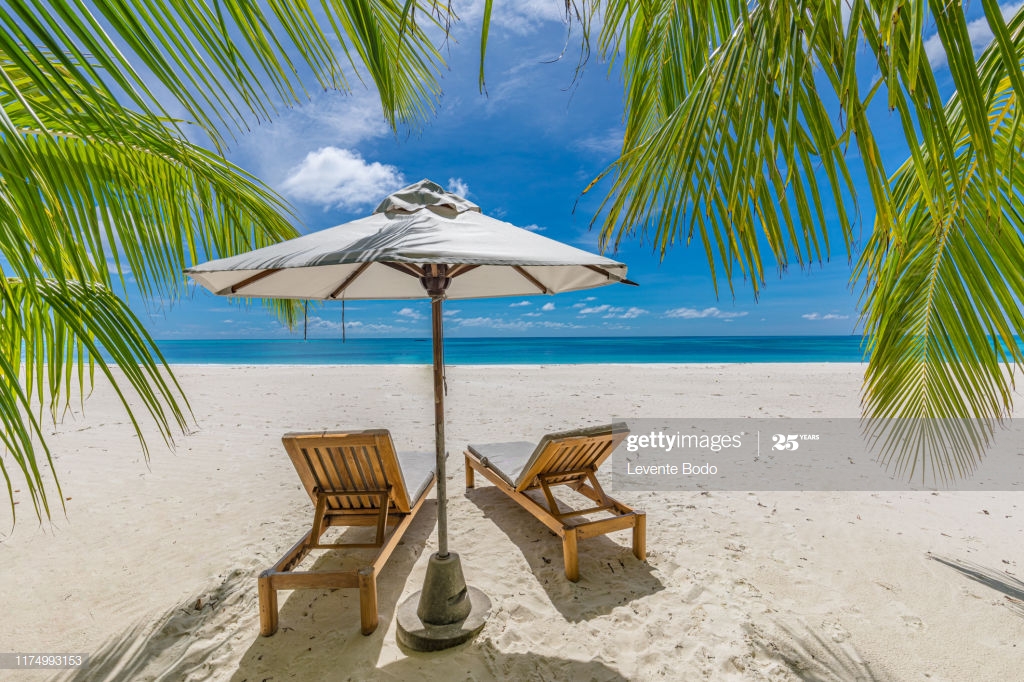 Tranquil Beach Scene - Beach , HD Wallpaper & Backgrounds