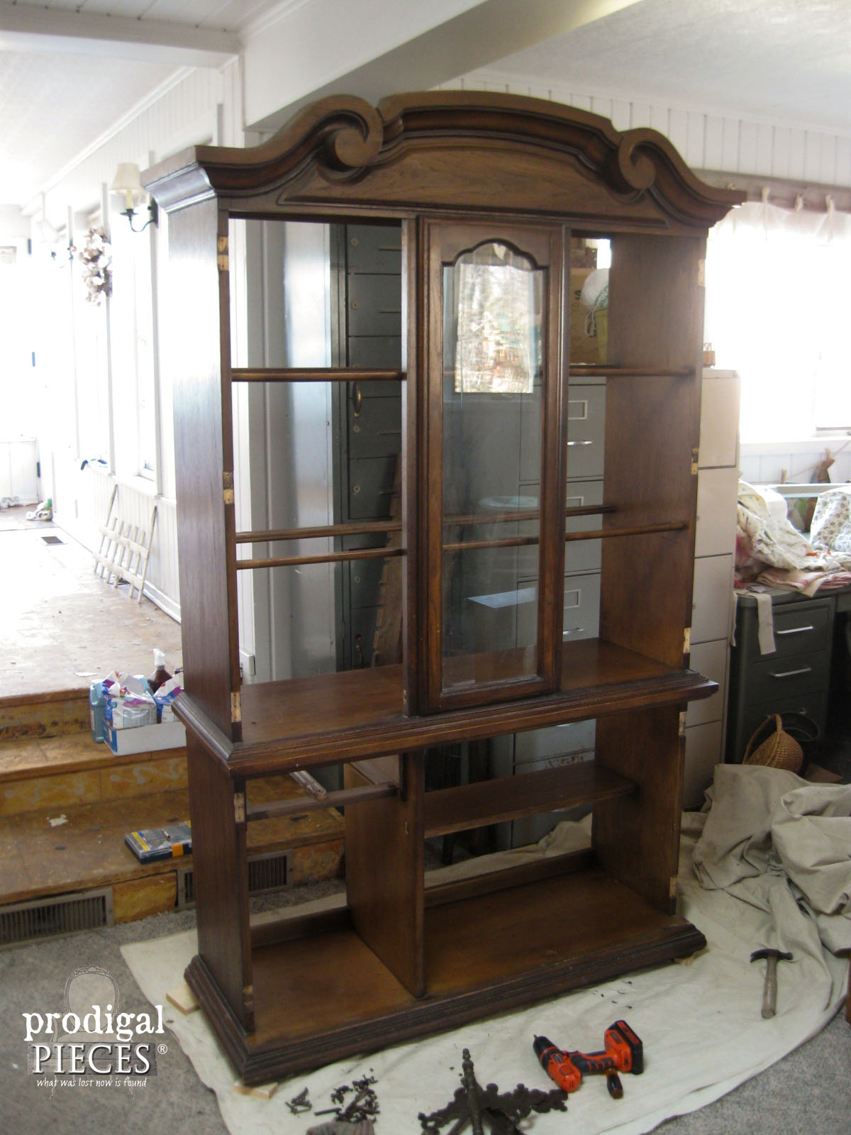 Prepping China Cabinet For Wallpaper Makeover By Prodigal - Make Over All Glass Hutch , HD Wallpaper & Backgrounds