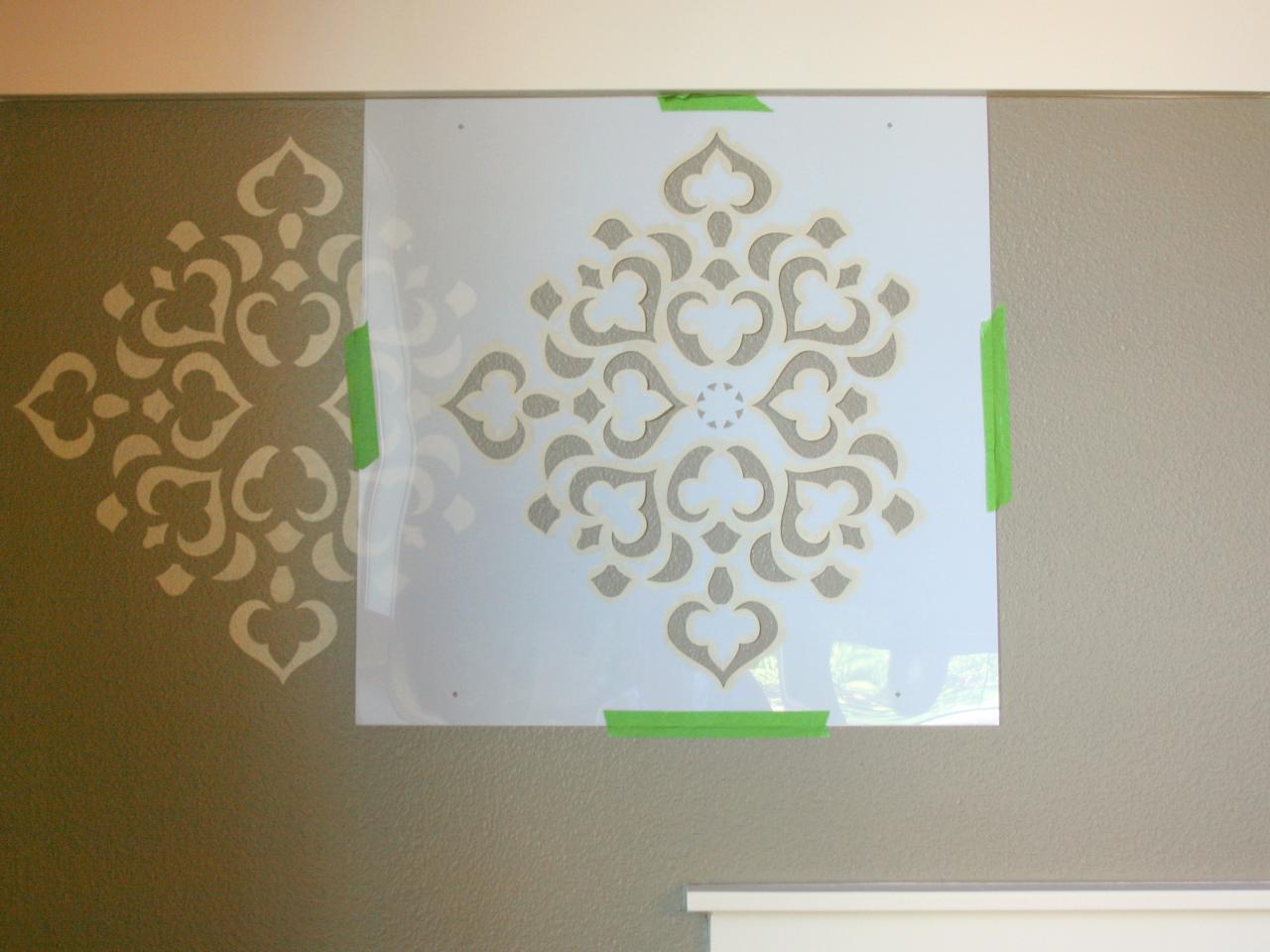 Move And Tape Stencil - Stencils For Painting Walls , HD Wallpaper & Backgrounds