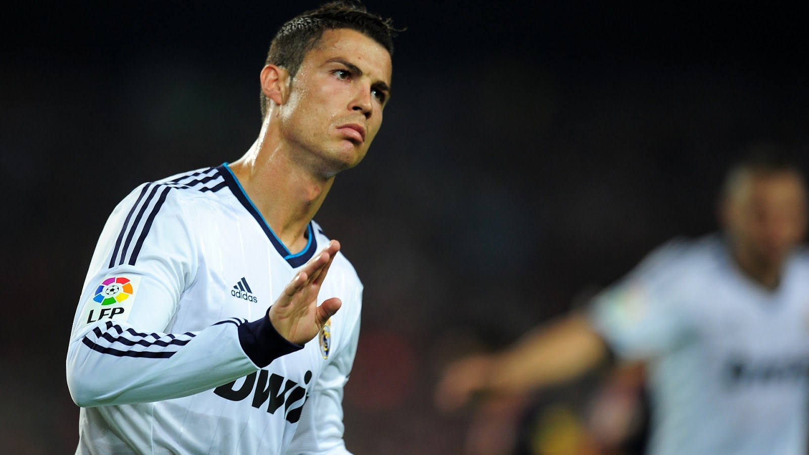 Download Free Cristiano Ronaldo Wallpapers In Hd - Ronaldo Keep Calm Celebration , HD Wallpaper & Backgrounds