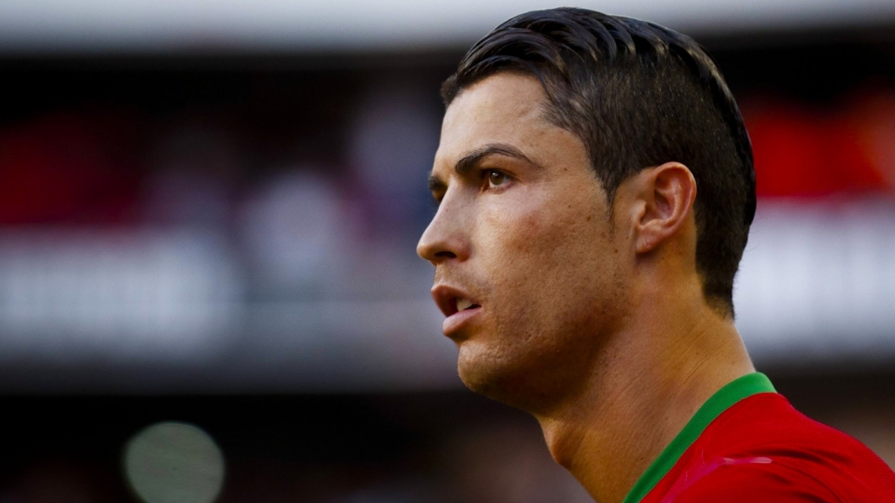 Cristiano Ronaldo 720p , HD Wallpaper & Backgrounds