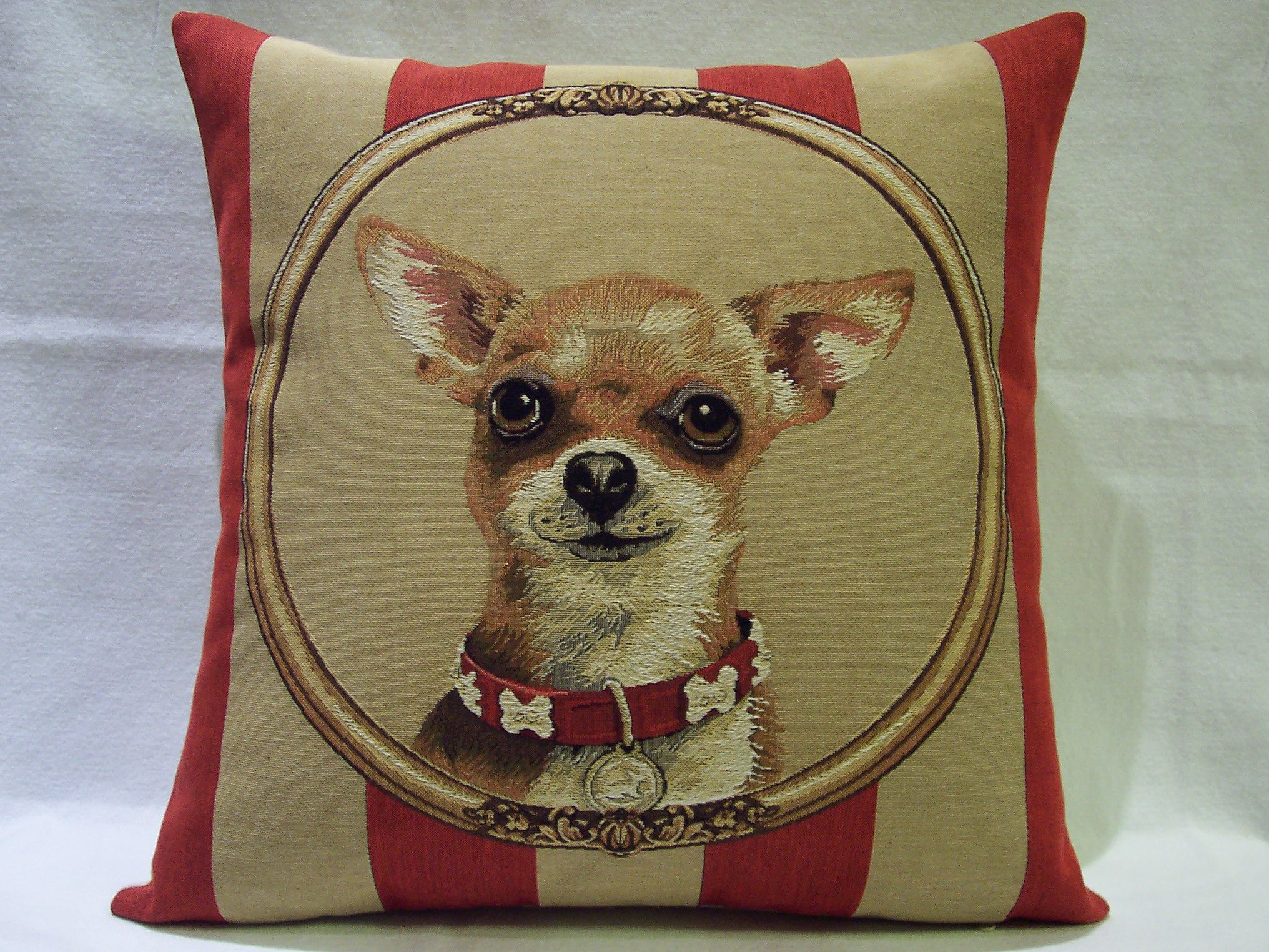 Sierkussen Chihuahua , HD Wallpaper & Backgrounds