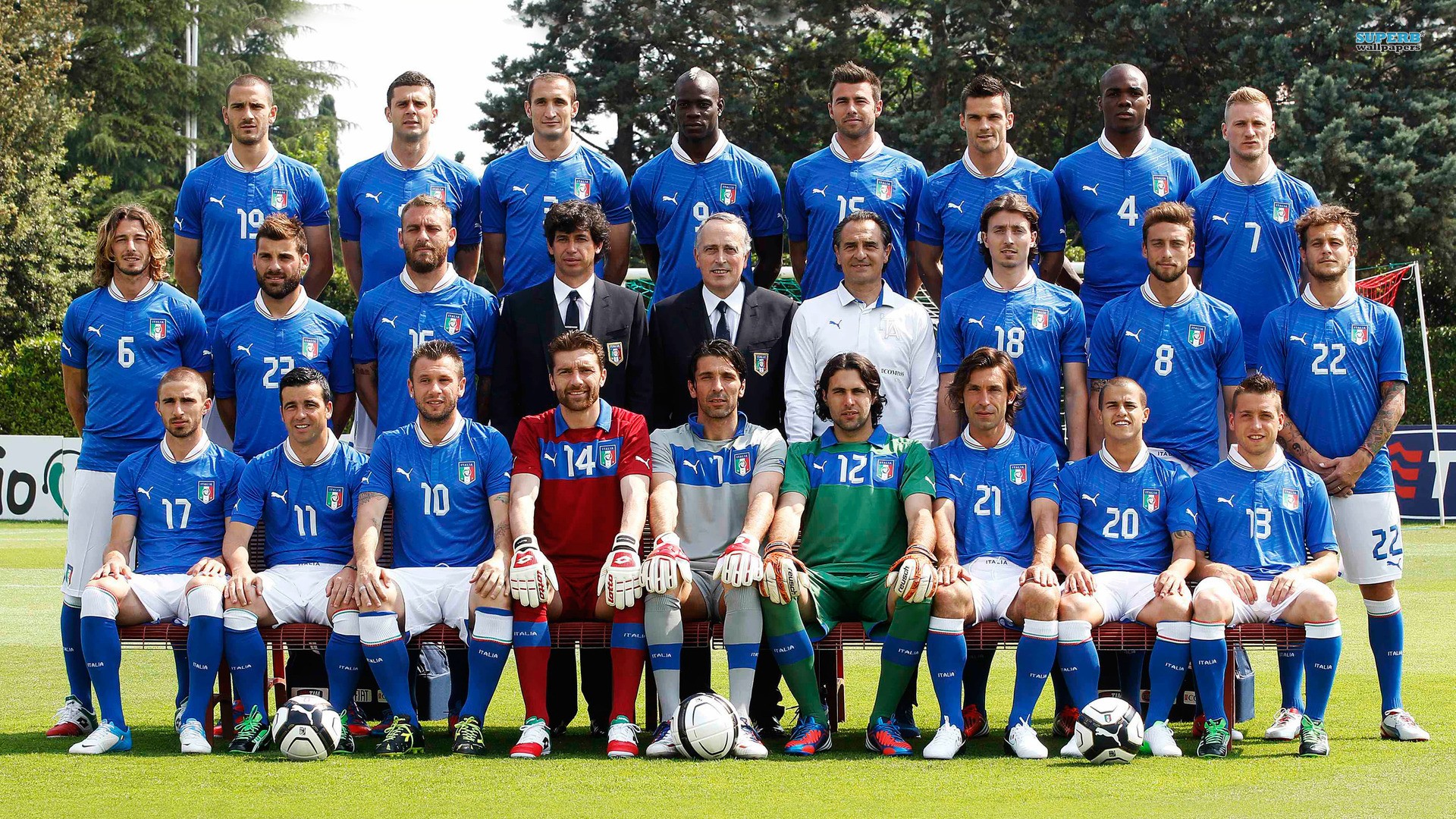 Wallpaper - Italian National Football Team 2012 , HD Wallpaper & Backgrounds