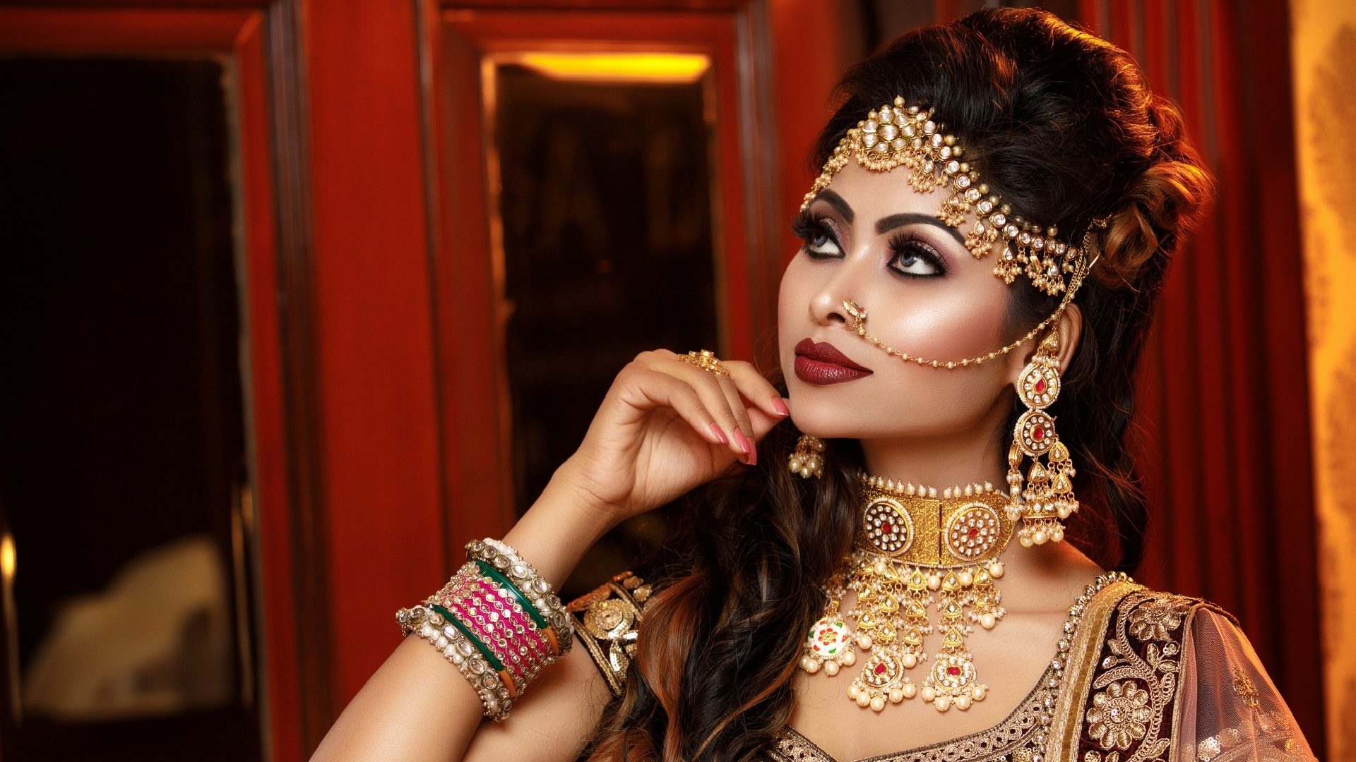 Traditional Indian Girl Hd , HD Wallpaper & Backgrounds