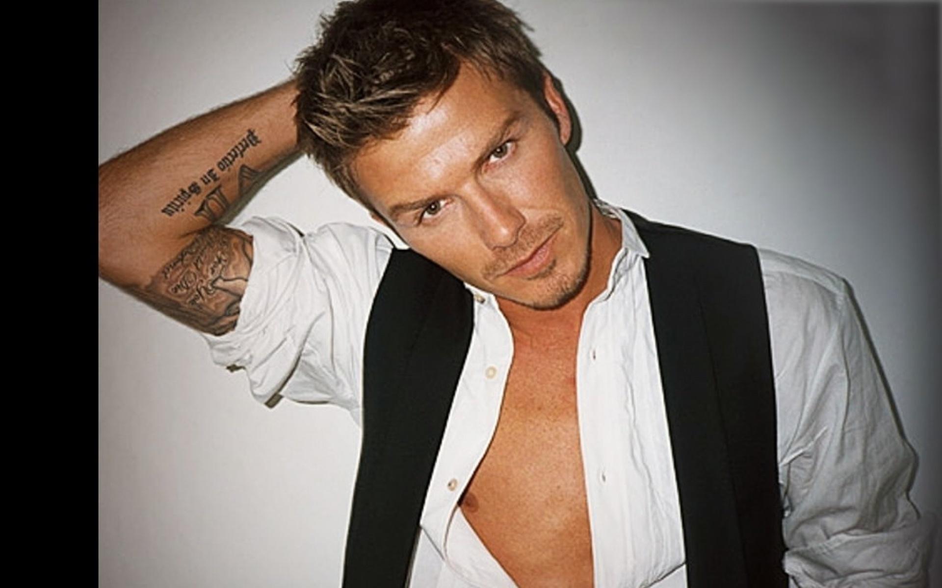 David Beckham Tattoo Full Hd Wallpoh Wallpaper - David Beckham Spiky Hairstyles , HD Wallpaper & Backgrounds