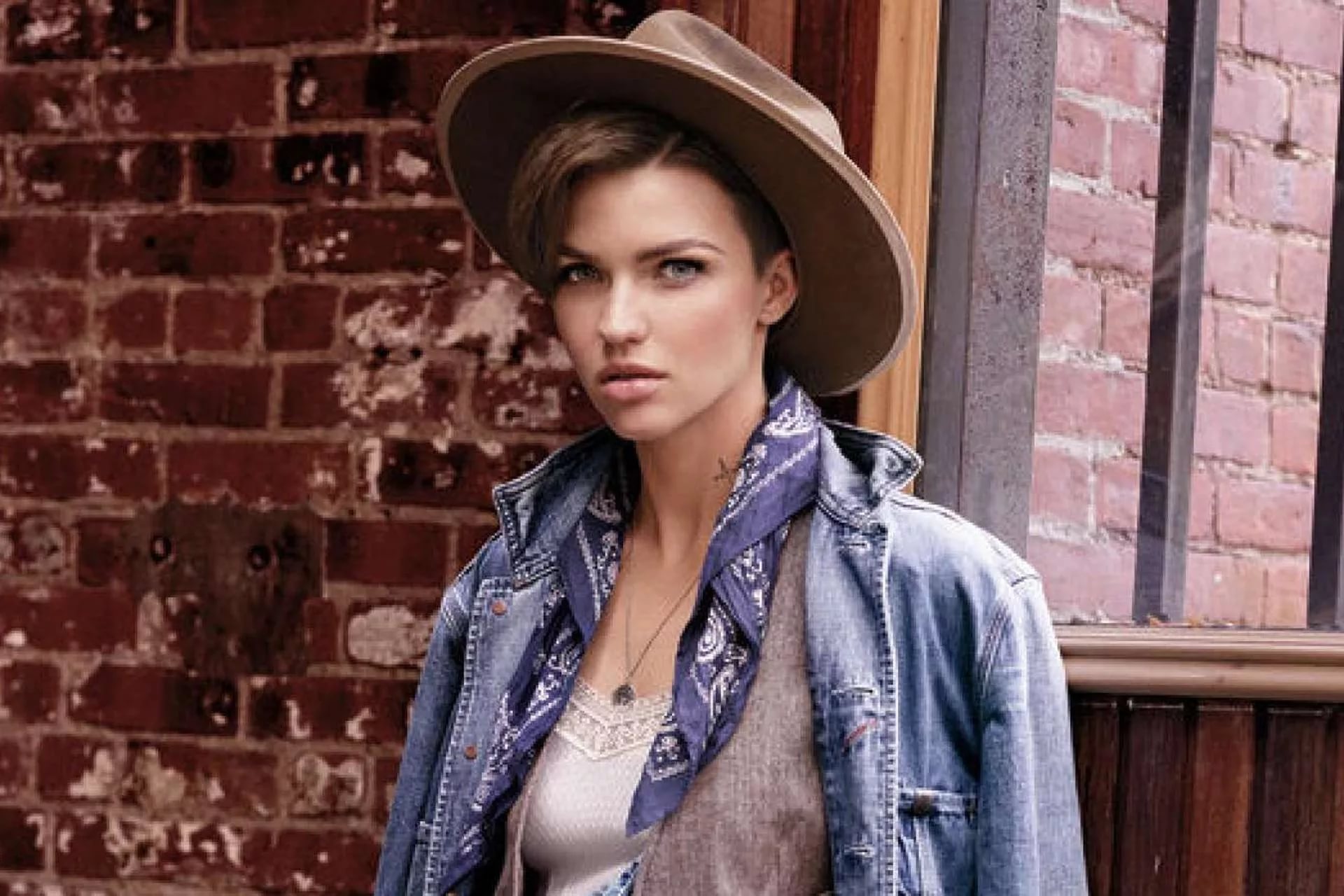 Ruby Rose Escort