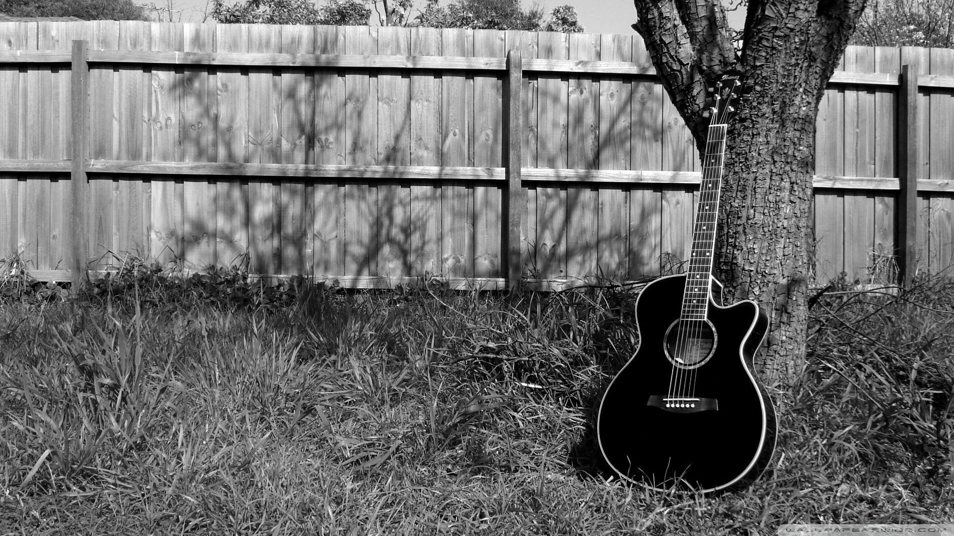 Guitar Wallpapers Iphone, By Tami Trader - Black And White Guitar , HD Wallpaper & Backgrounds
