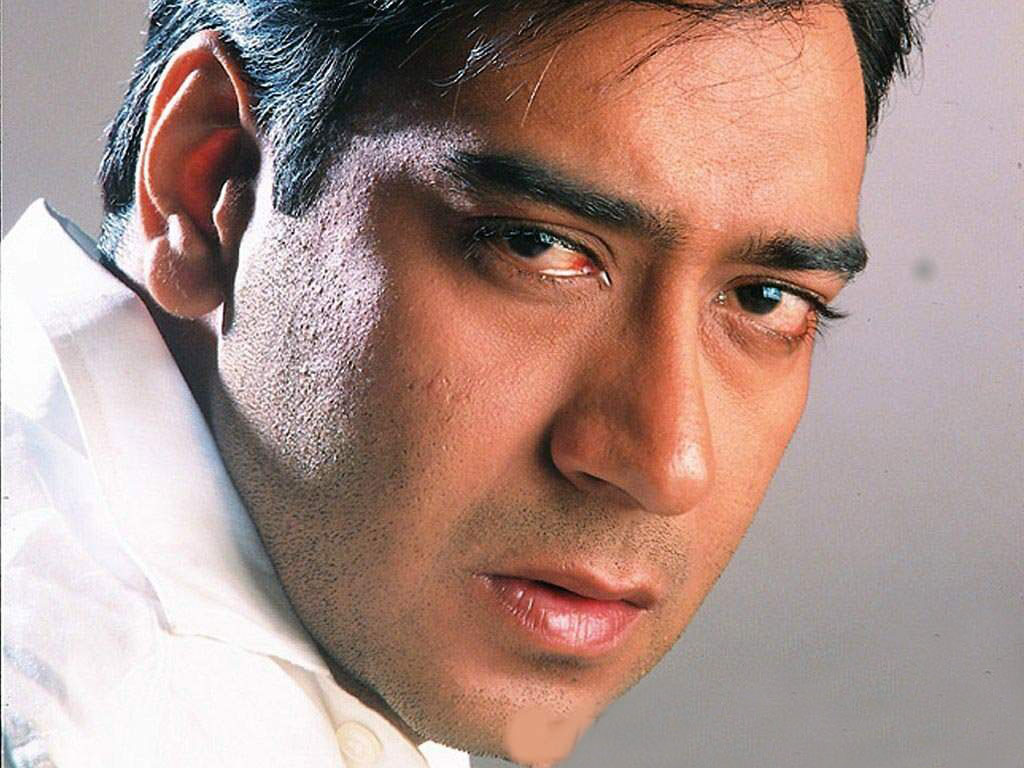 Download Free Hd Wallpapers Of Ajay Devgan - Phool Aur Kaante Movies , HD Wallpaper & Backgrounds