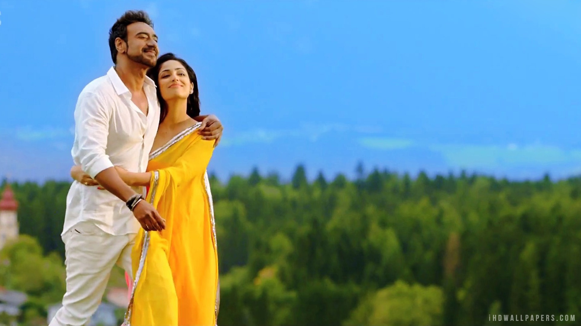 Ajay Devgn And Yami Gautam In Action Jackson Movie - Action Jaction Movie Hd , HD Wallpaper & Backgrounds