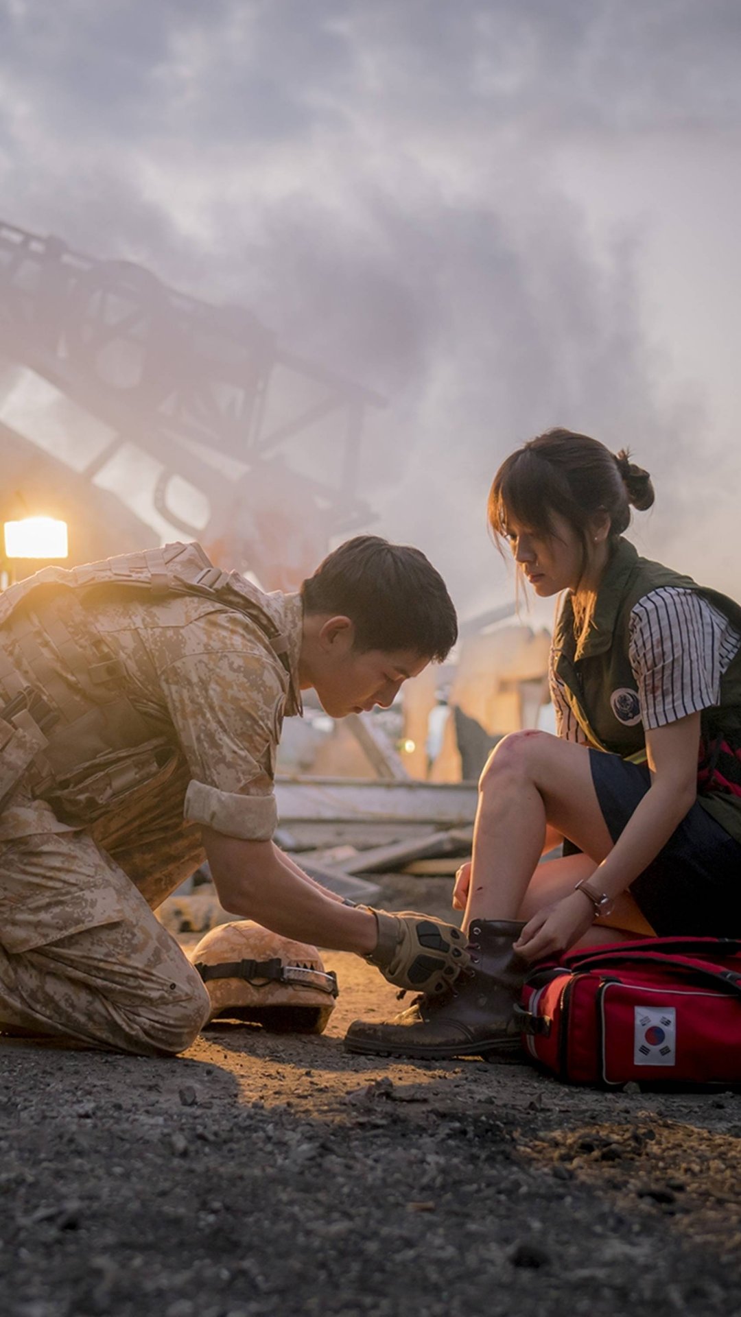 Descendants Of The Sun Wallpaper - Descendant Of The Sun , HD Wallpaper & Backgrounds