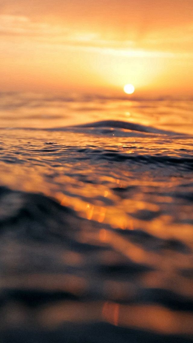 Sun Wallpaper - Iphone 4s Wallpaper Hd Sunset , HD Wallpaper & Backgrounds