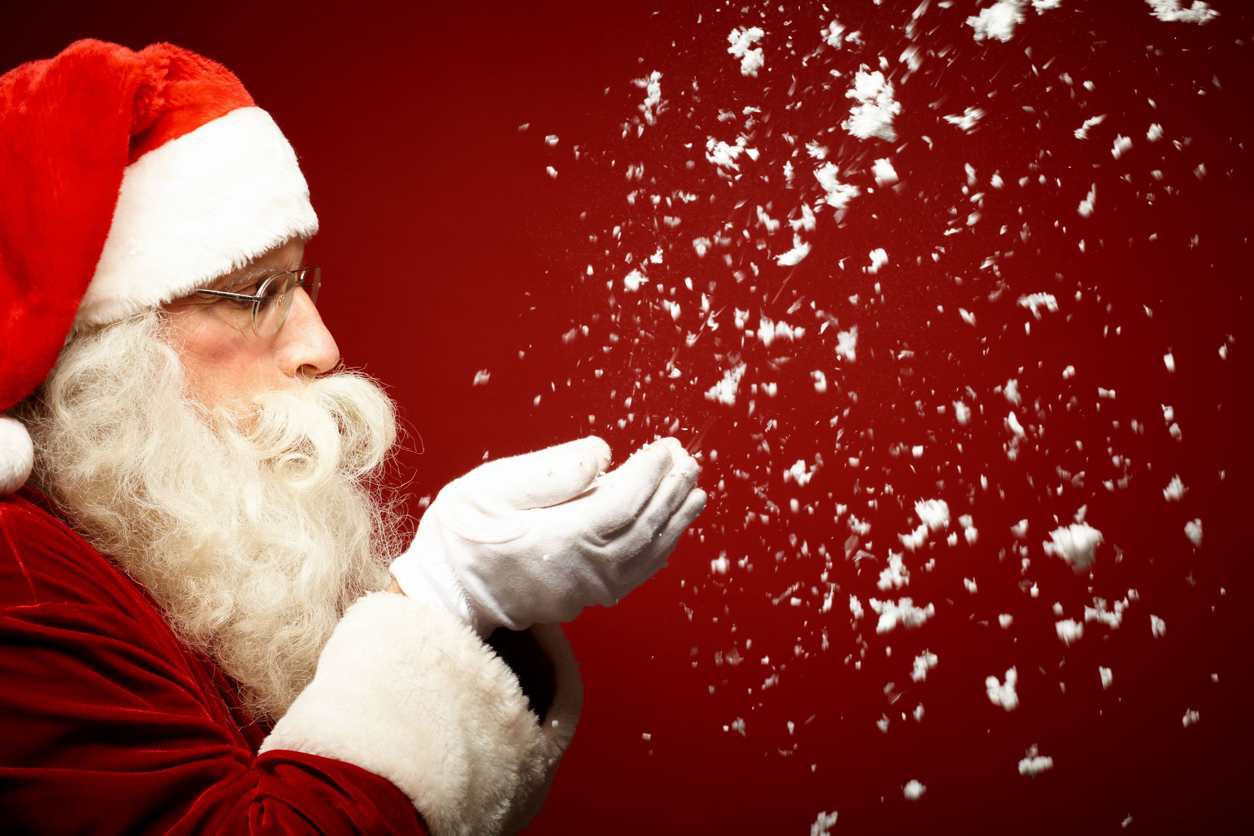 New Year, Wadding, Santa Claus, Glasses, Beard - Santa Claus Blowing Snow , HD Wallpaper & Backgrounds