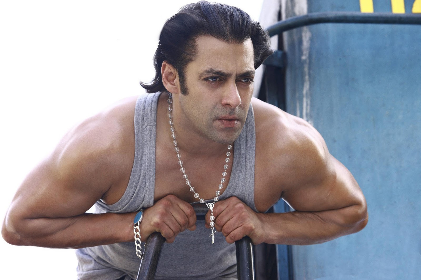 Salman Khan In Wanted , HD Wallpaper & Backgrounds