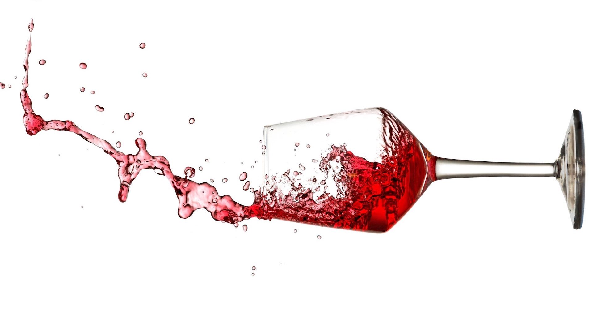 Red Wine Poured In Wine Glass - Glass Of Wine Wallpaper Hd , HD Wallpaper & Backgrounds